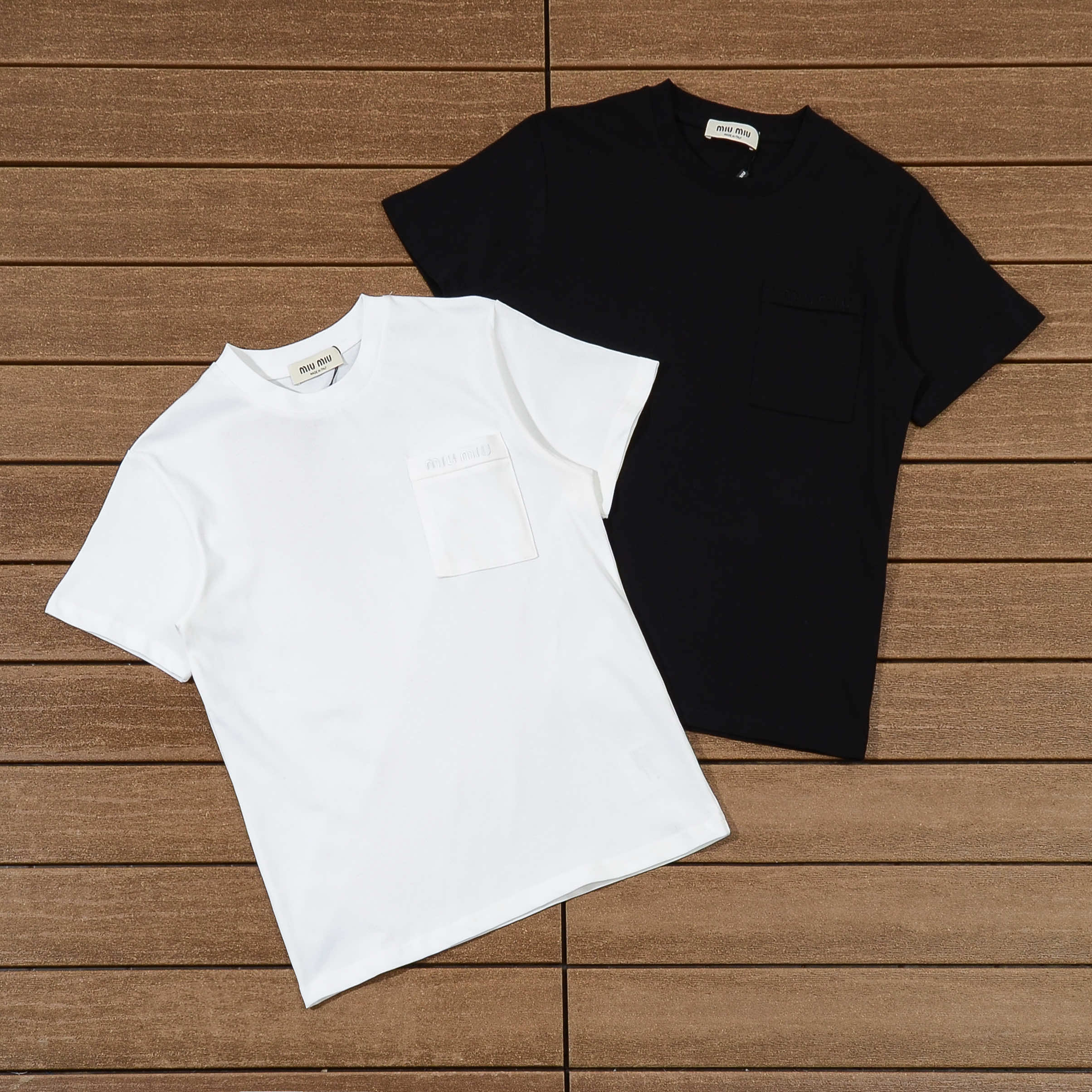MIUMIU T-SHIRT