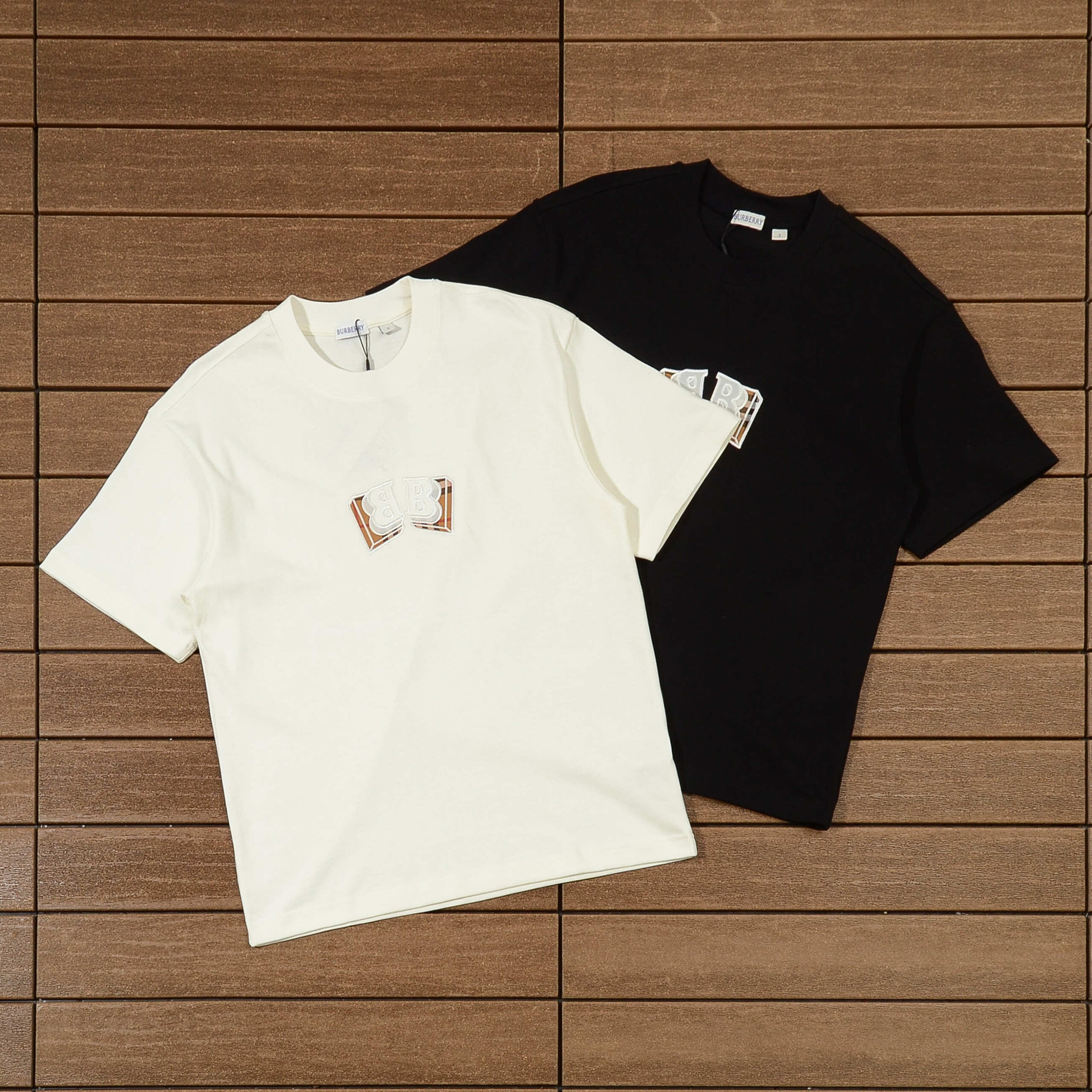 BURBERRY T-SHIRT