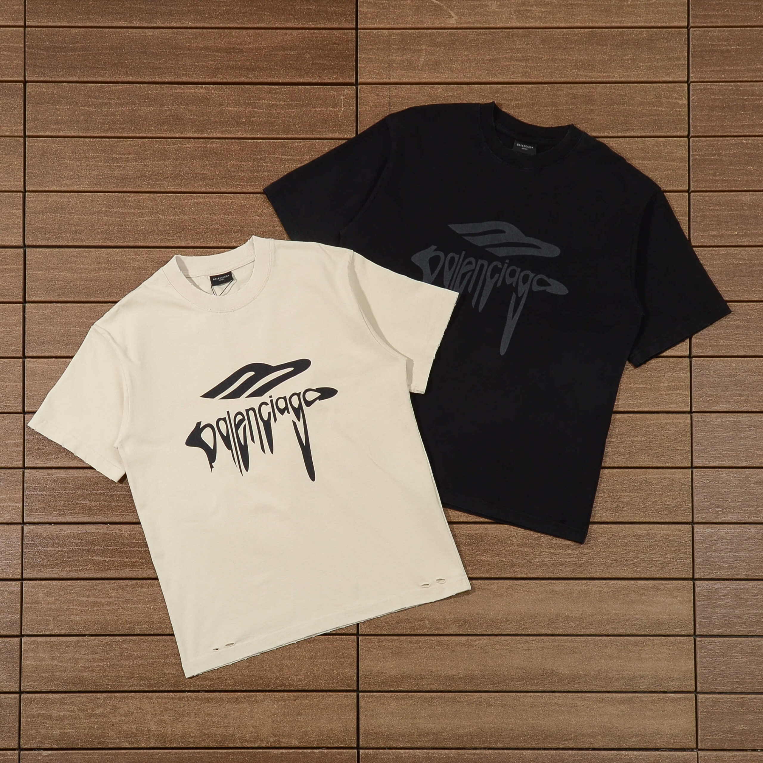 BALENCIAGA T-SHIRT