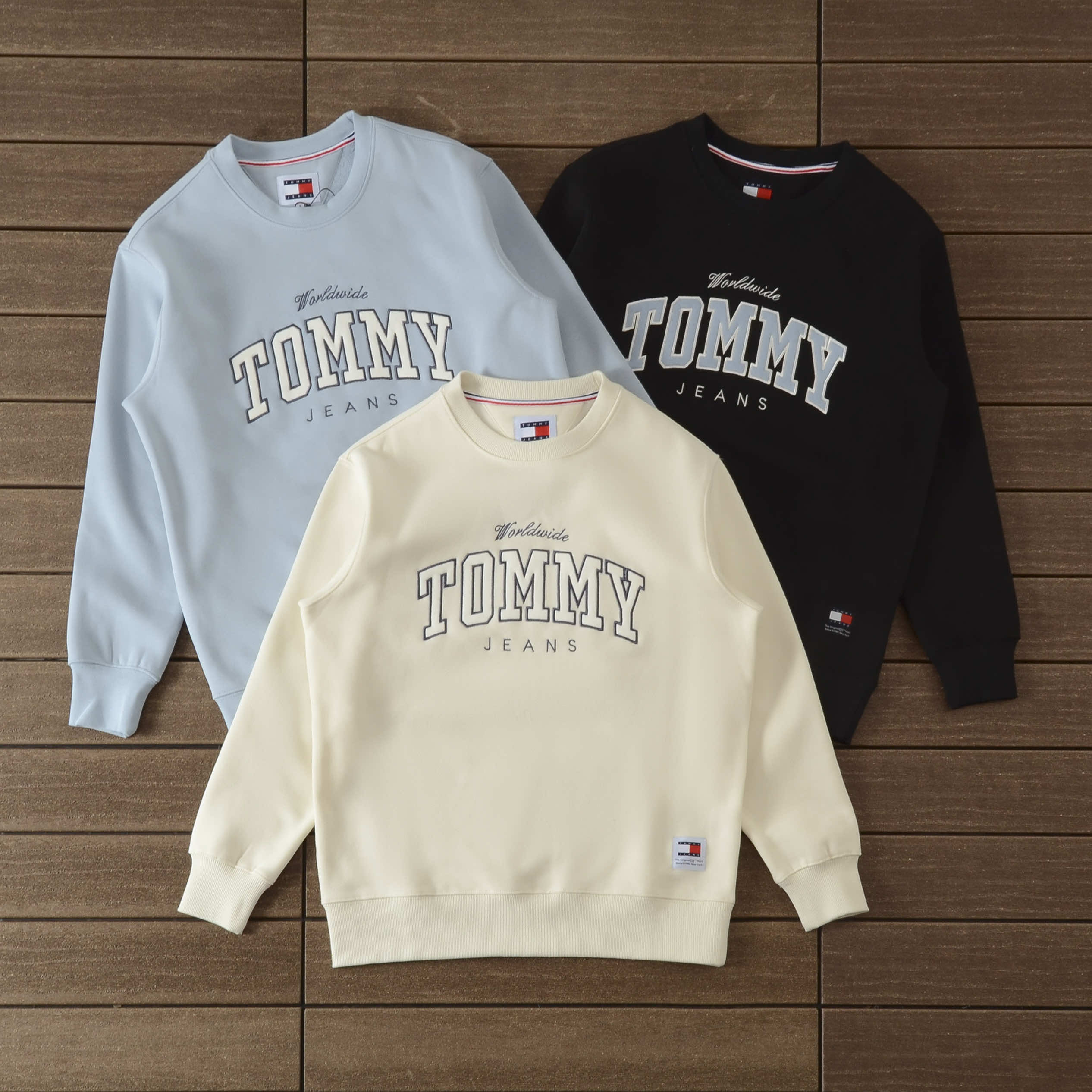 TOMMY SWEATER