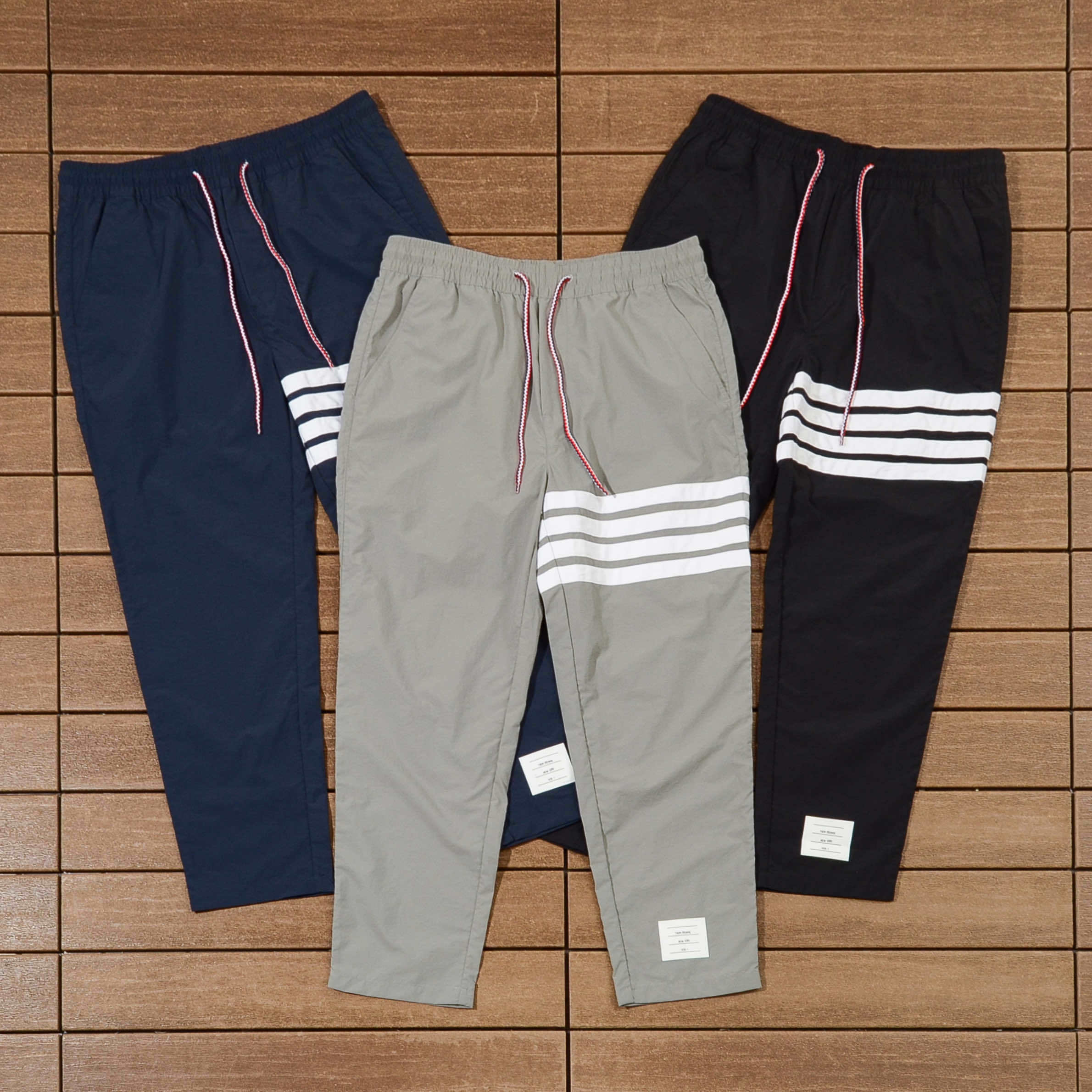 THOM BROWNE Брюки