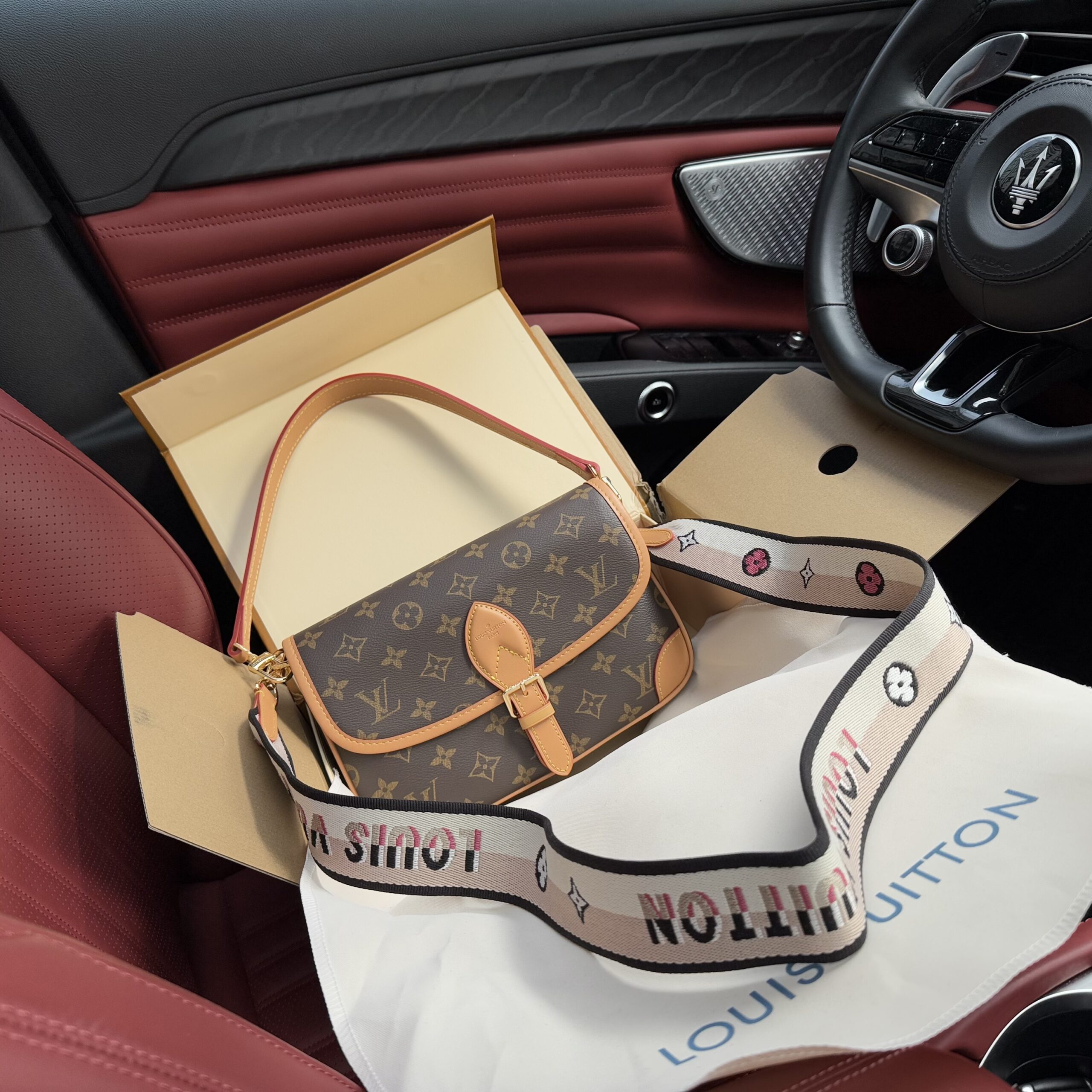 LV BAG