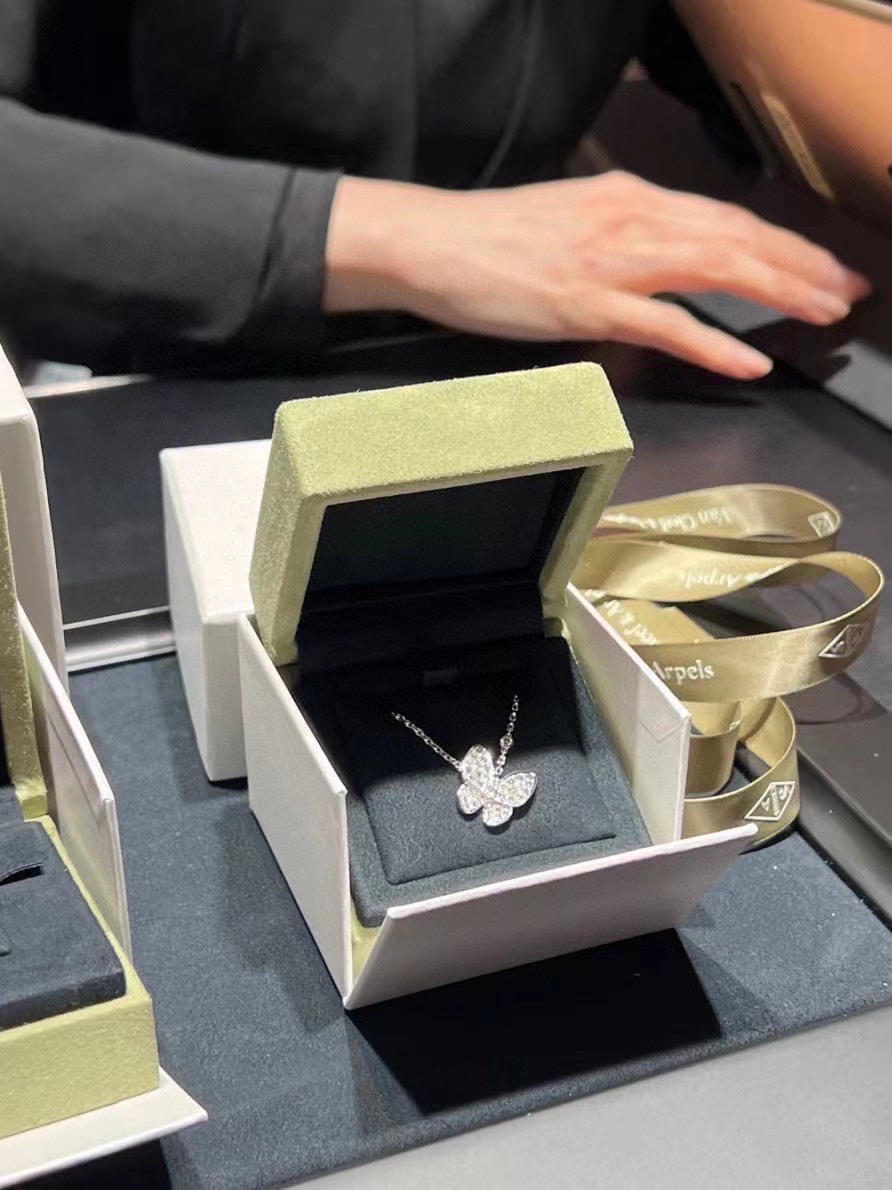 Van Cleef & Arpels JEWELRY