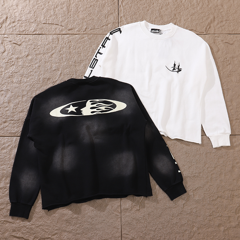 HELL STAR SWEATER