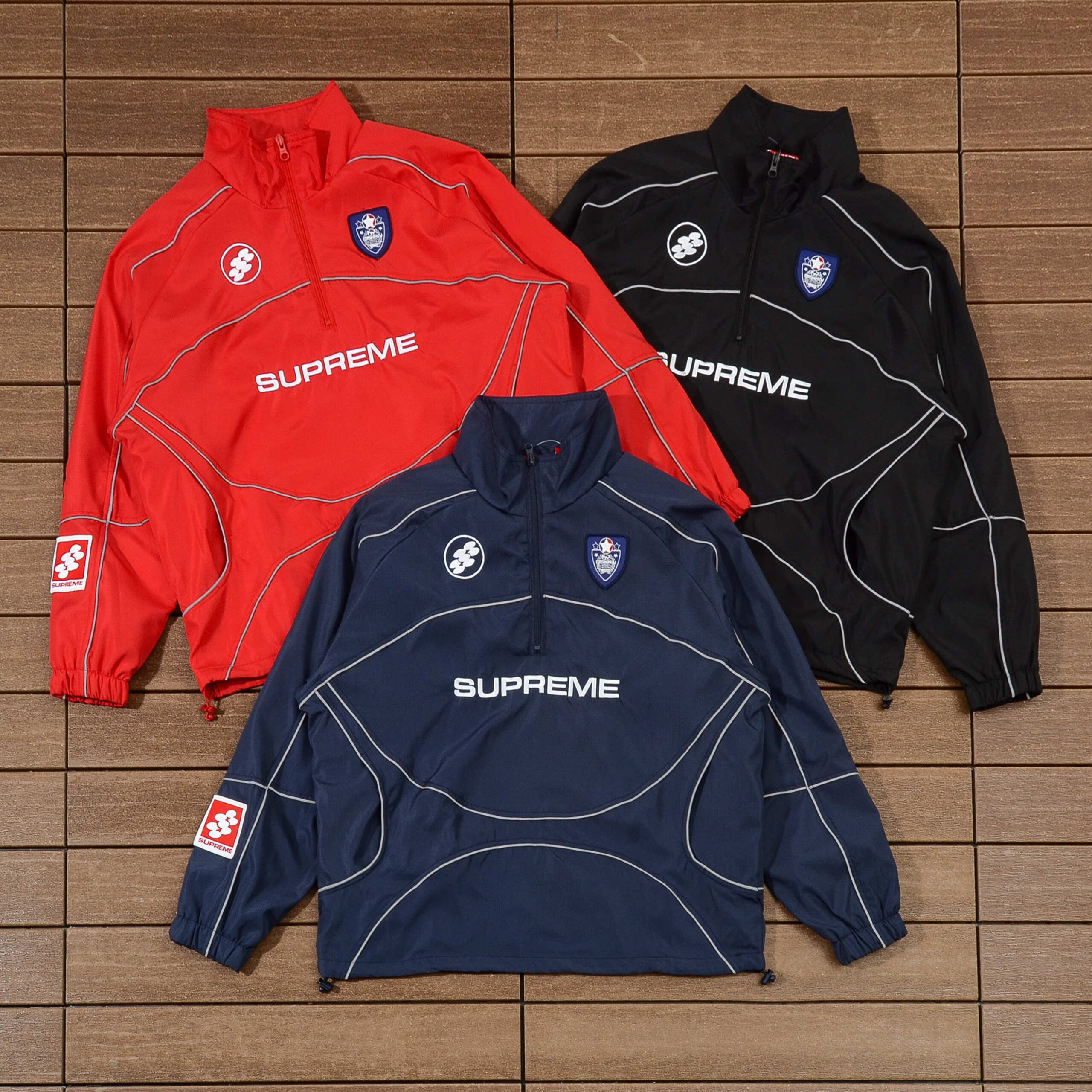 SUPREME JACKET