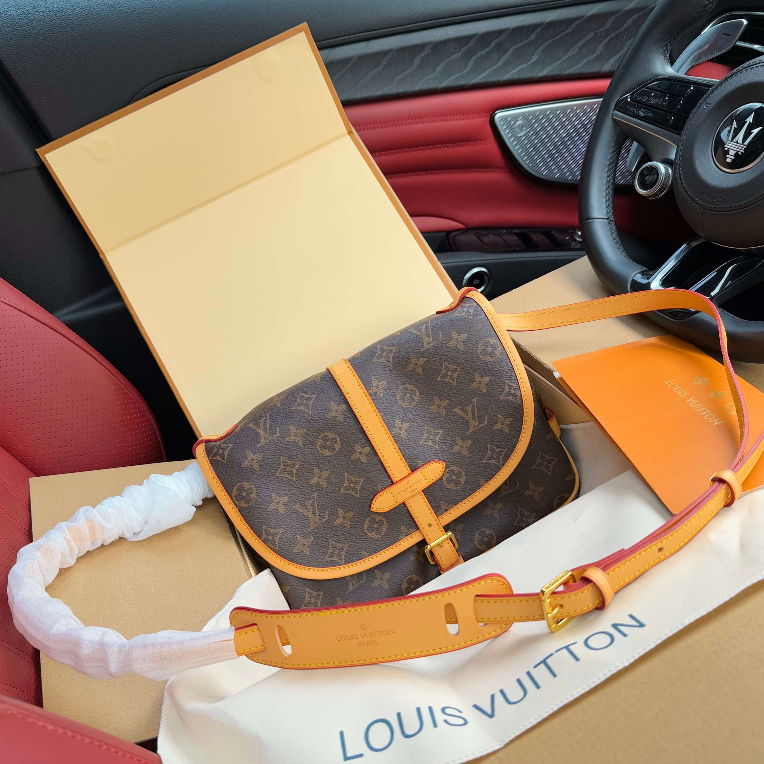 LV BAG