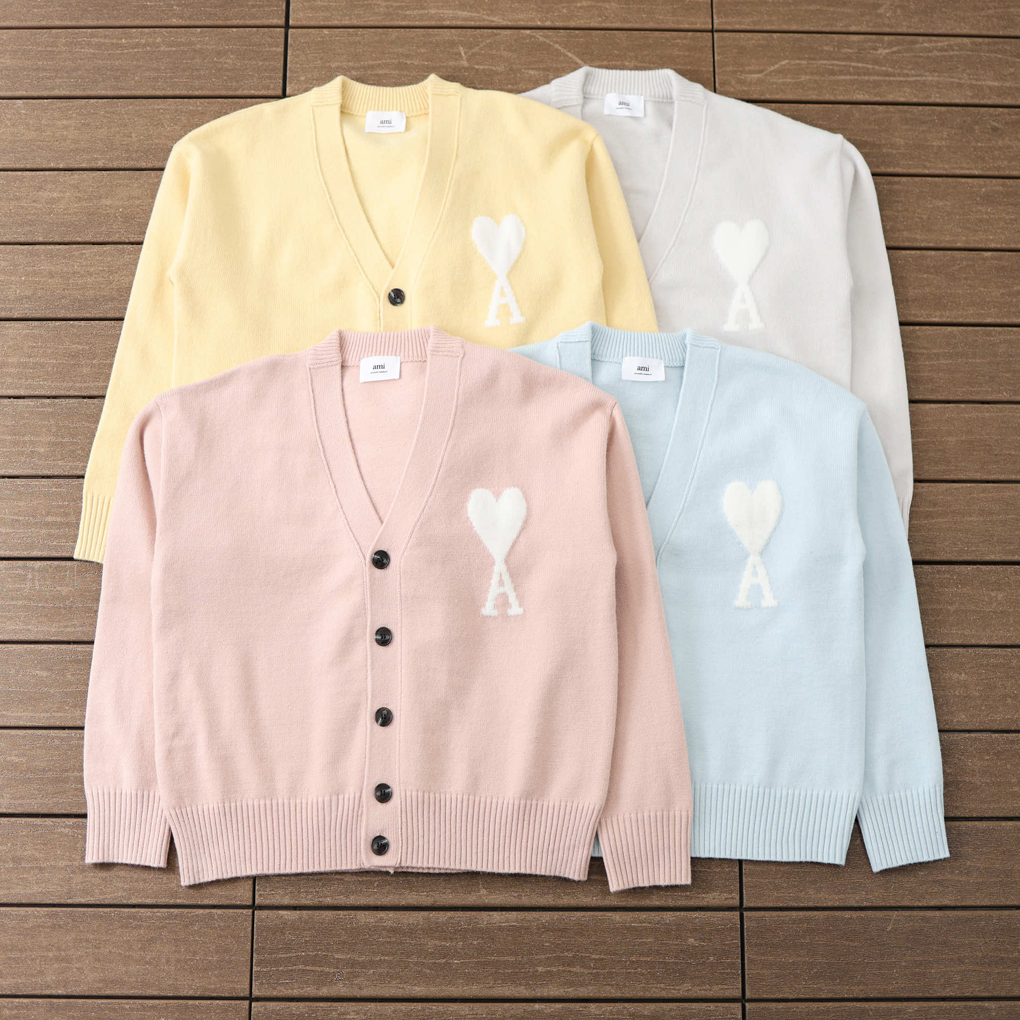 AMI SWEATER