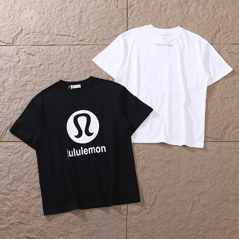 LULULEMON T-SHIRT