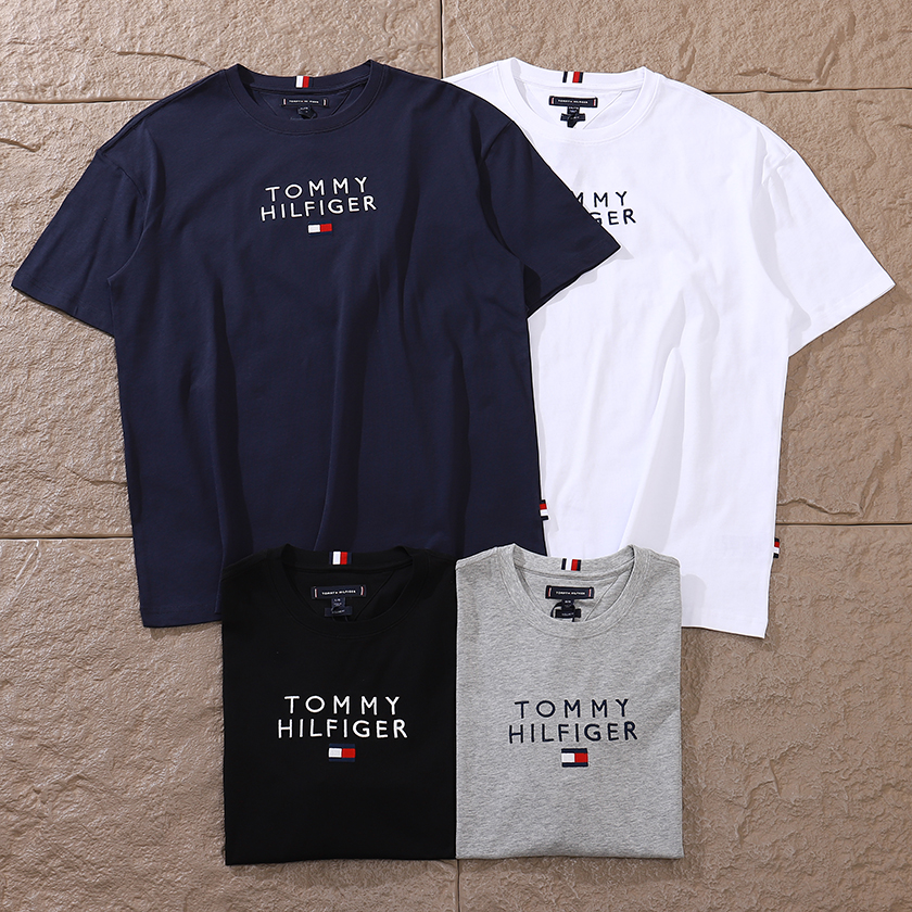 TOMMY HILFIGER T-SHIRT