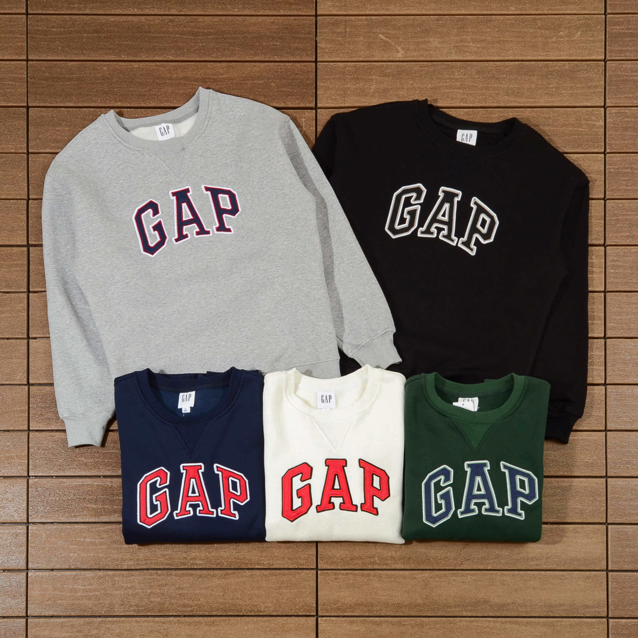 GAP Свитер
