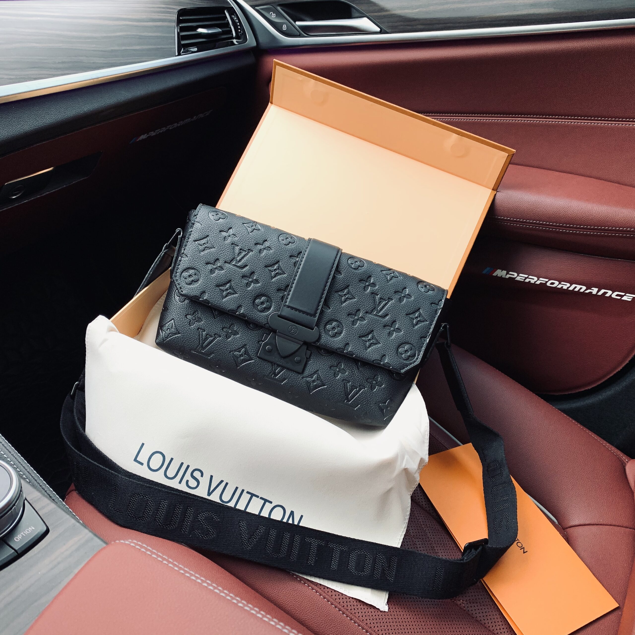 LV BAG