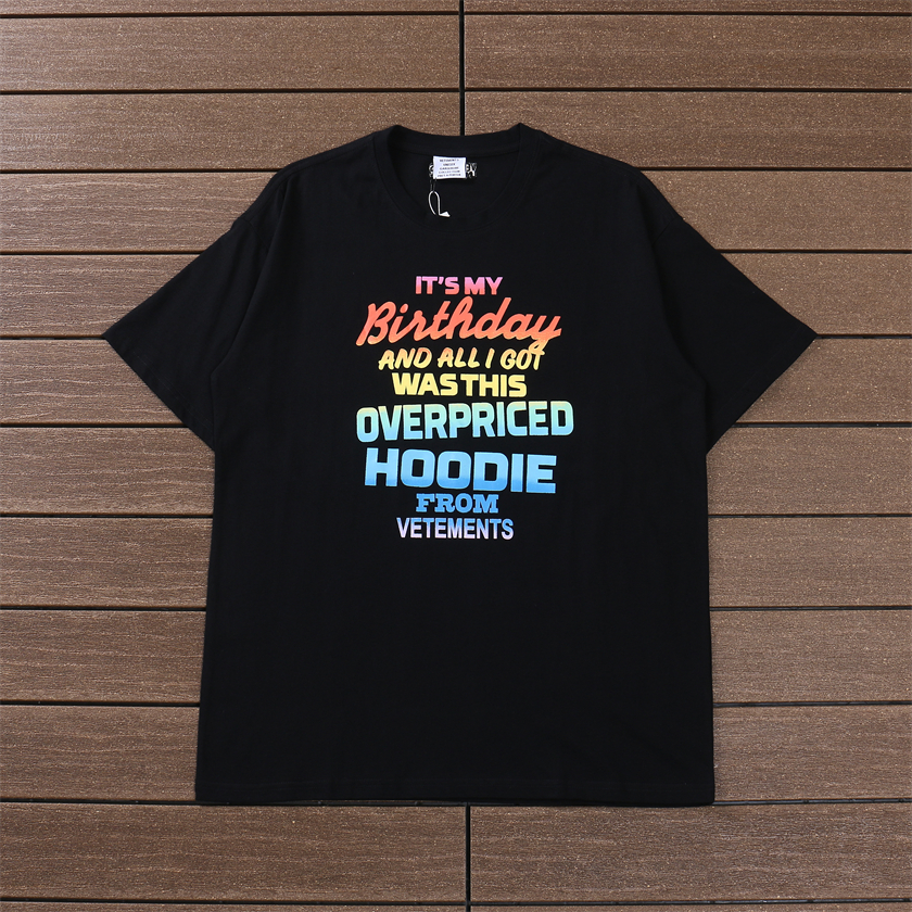 VETEMENTS T-SHIRT