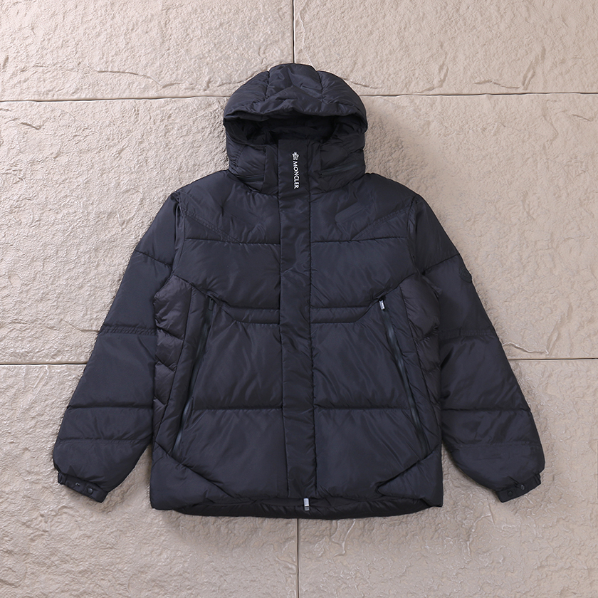 MONCLER DOWN JACKET