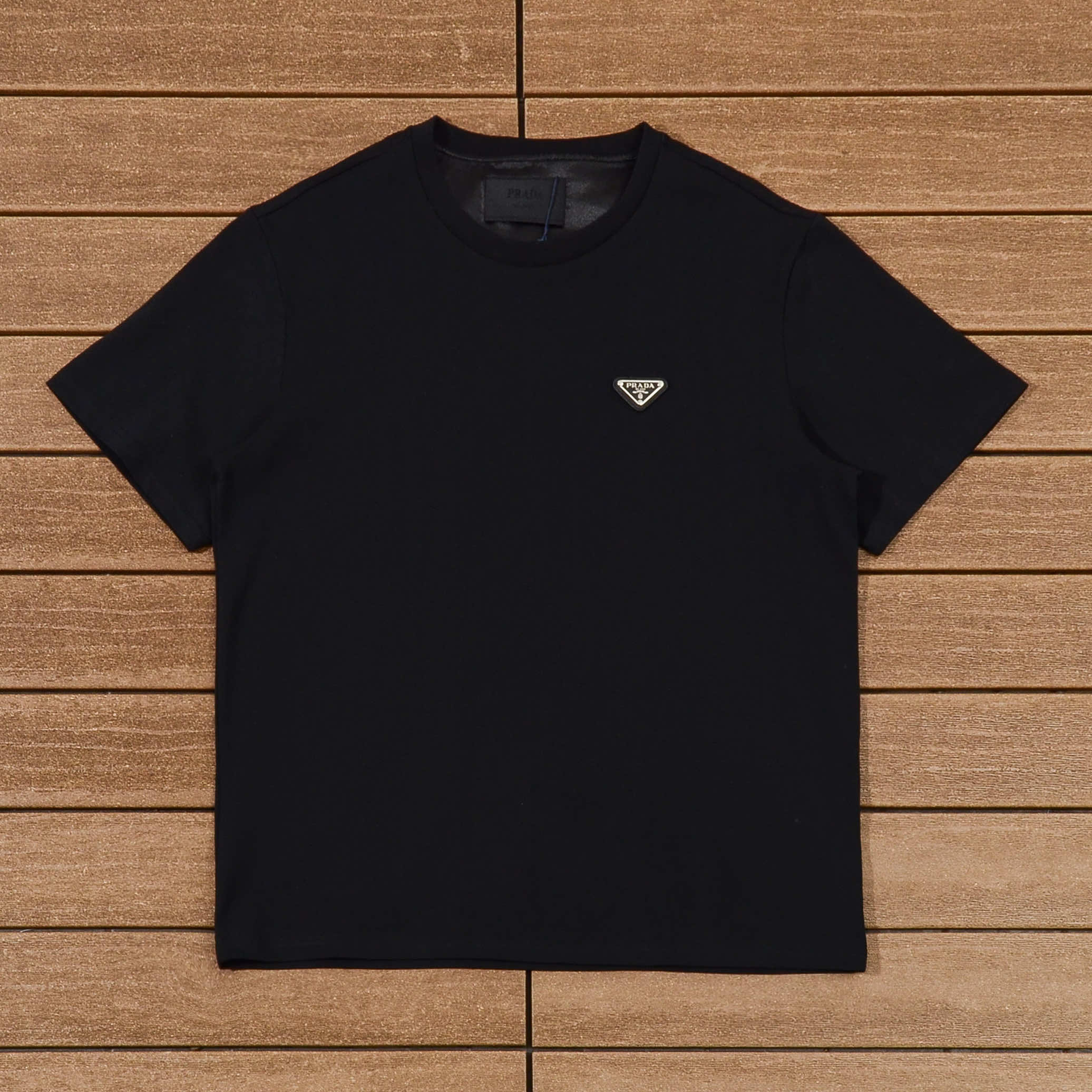 PRADA T-SHIRT