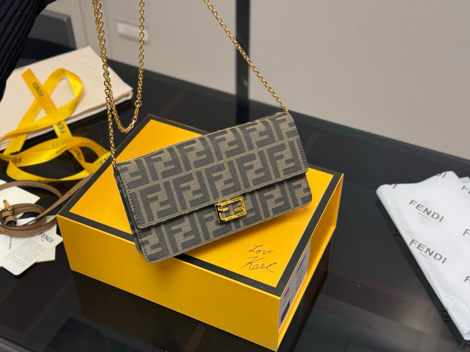 FENDI BAG
