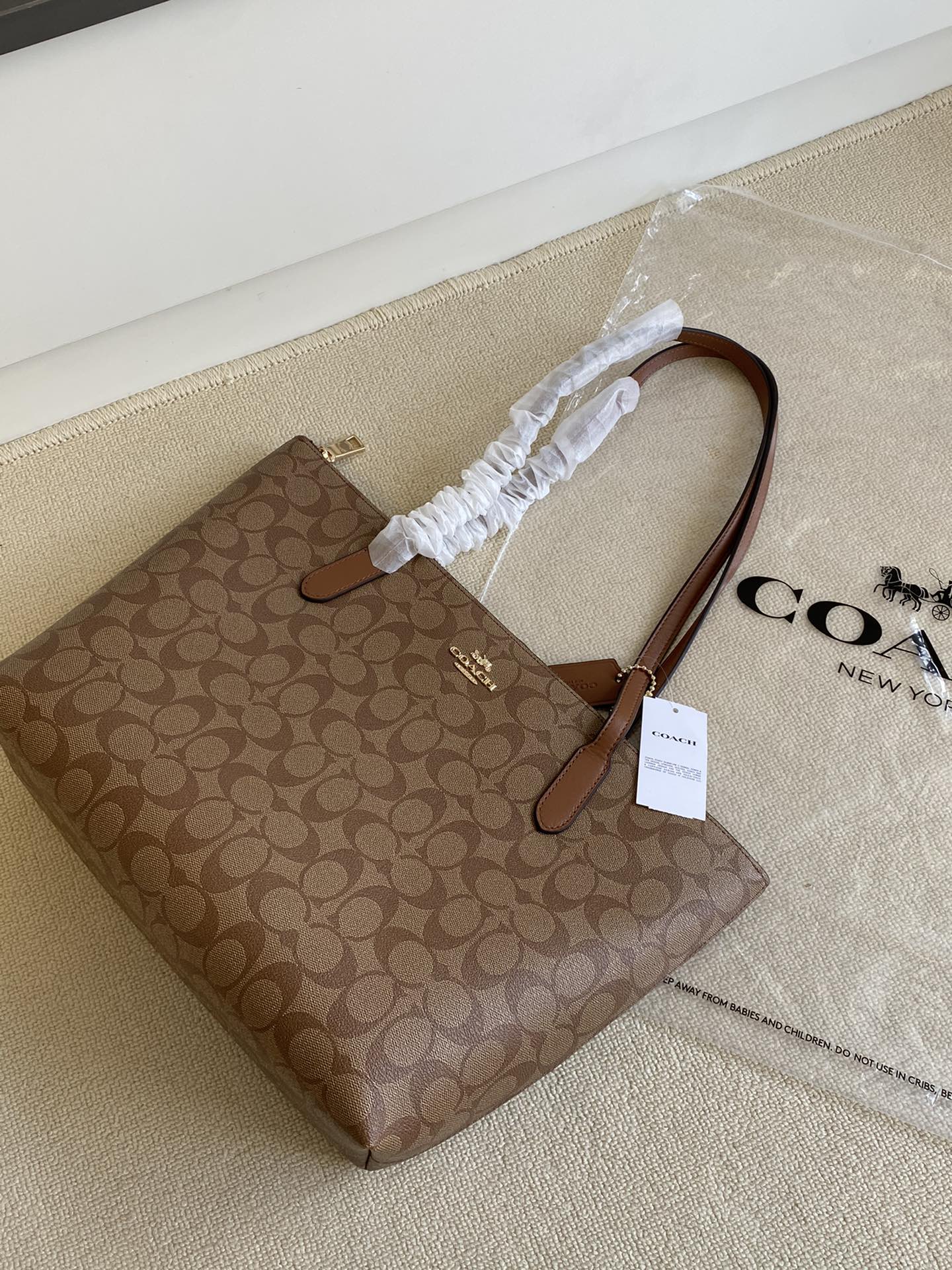 COACH BAG