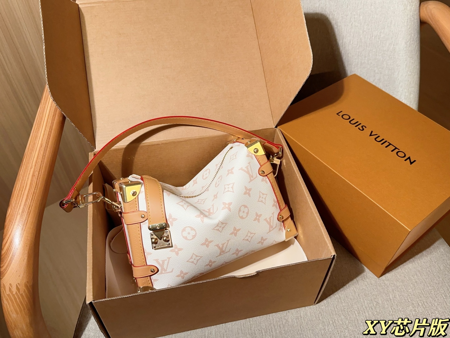 LV BAG