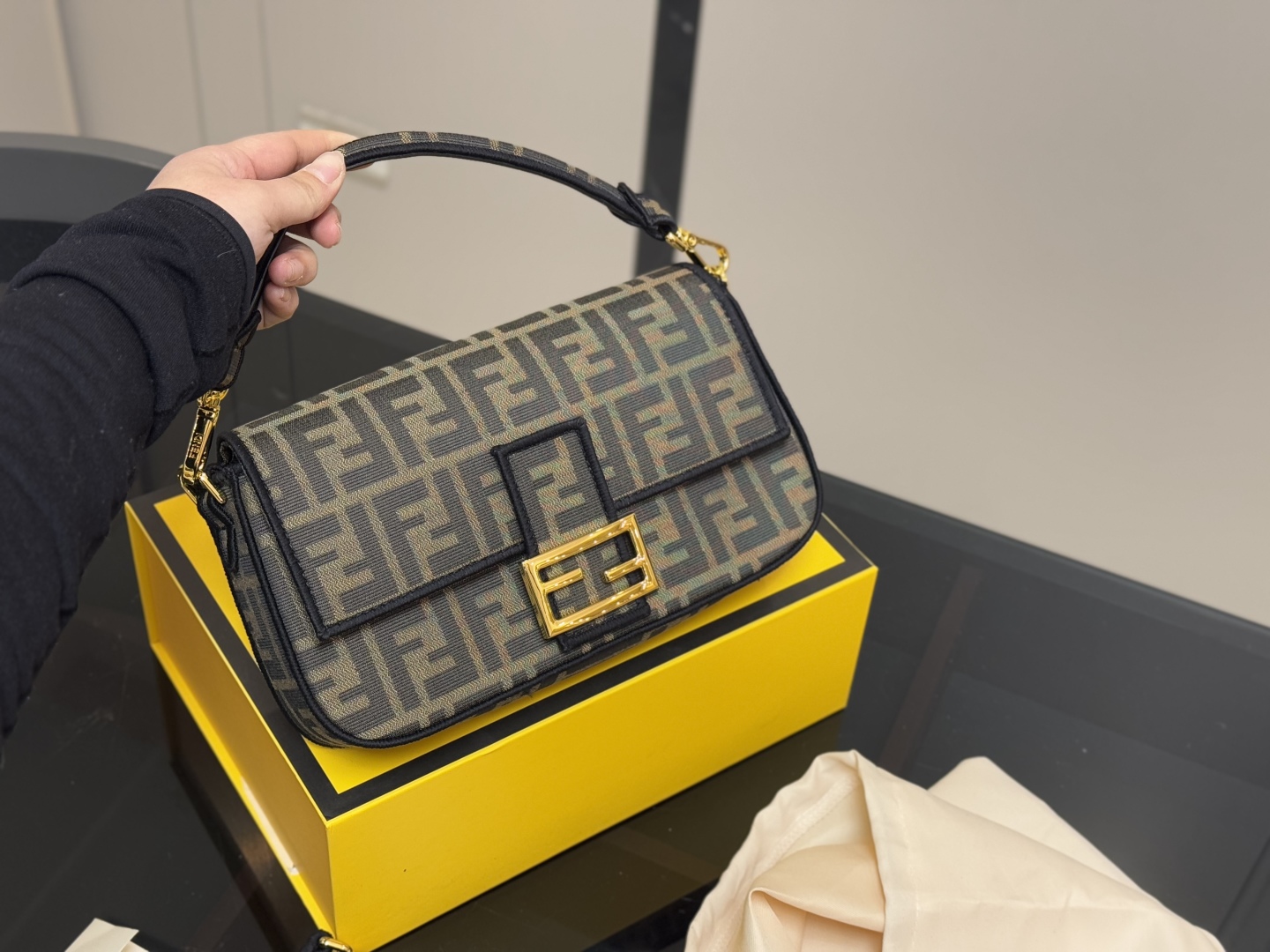 FENDI BAG