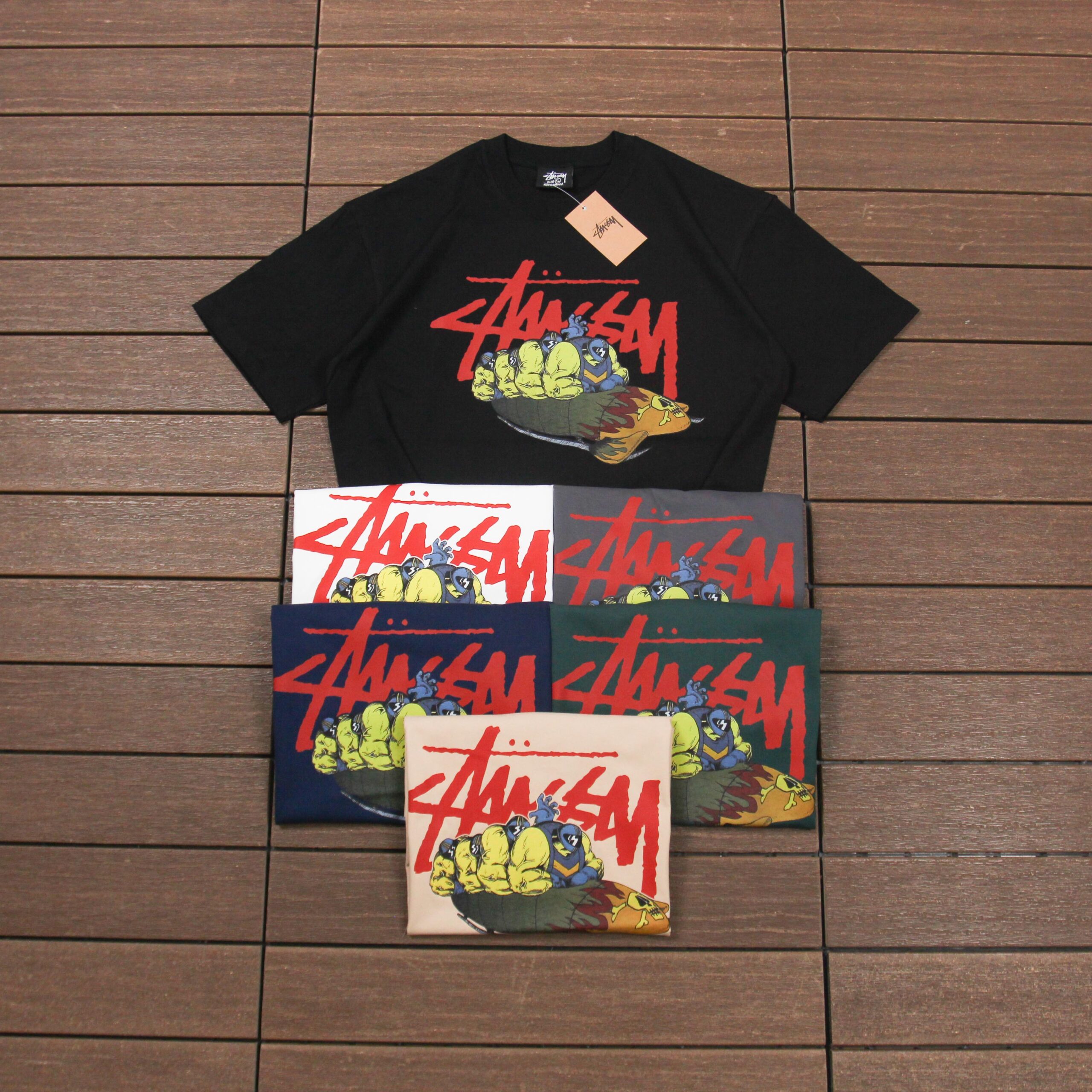 STUSSY T-SHIRT