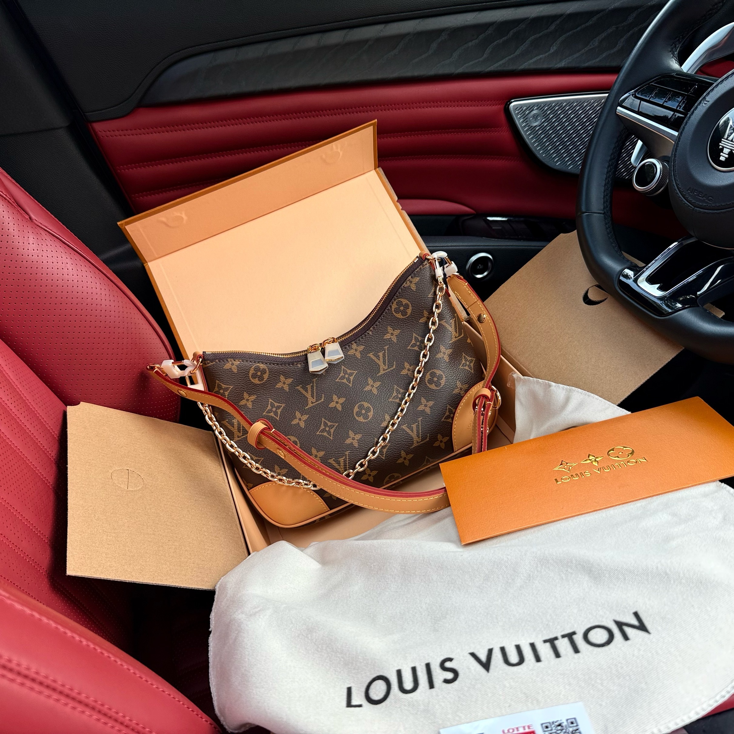 LV BAG