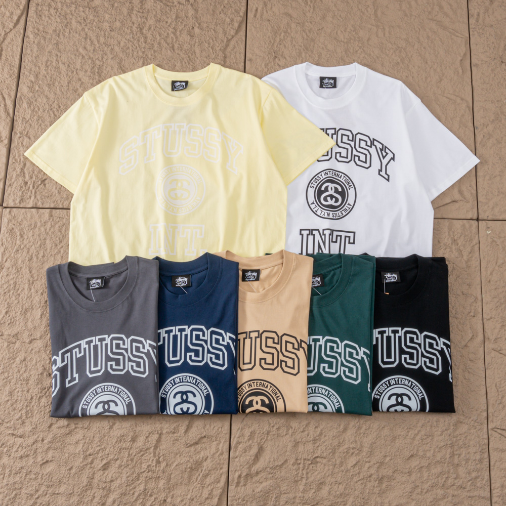 STUSSY T-SHIRT