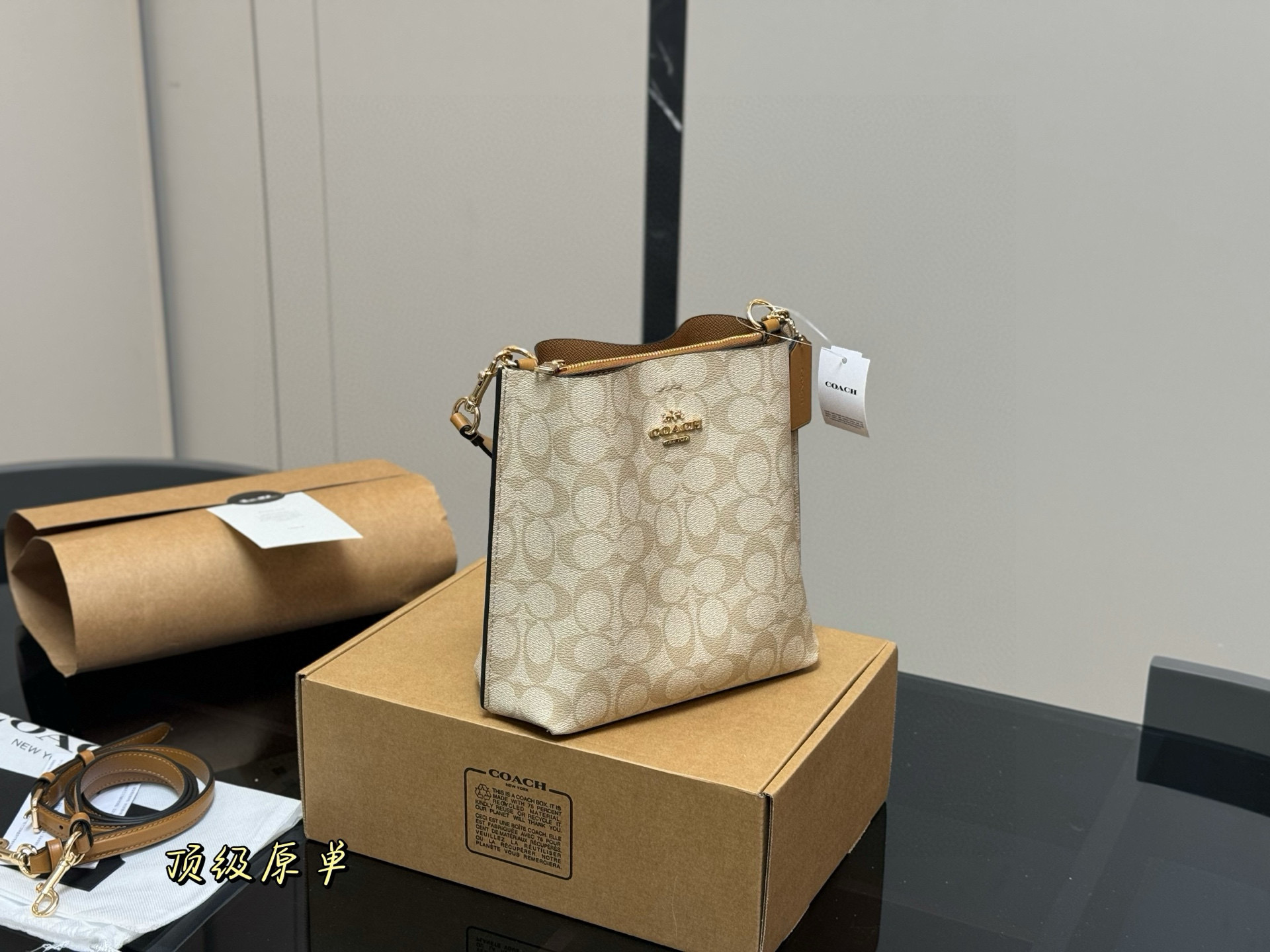 COACH BAG