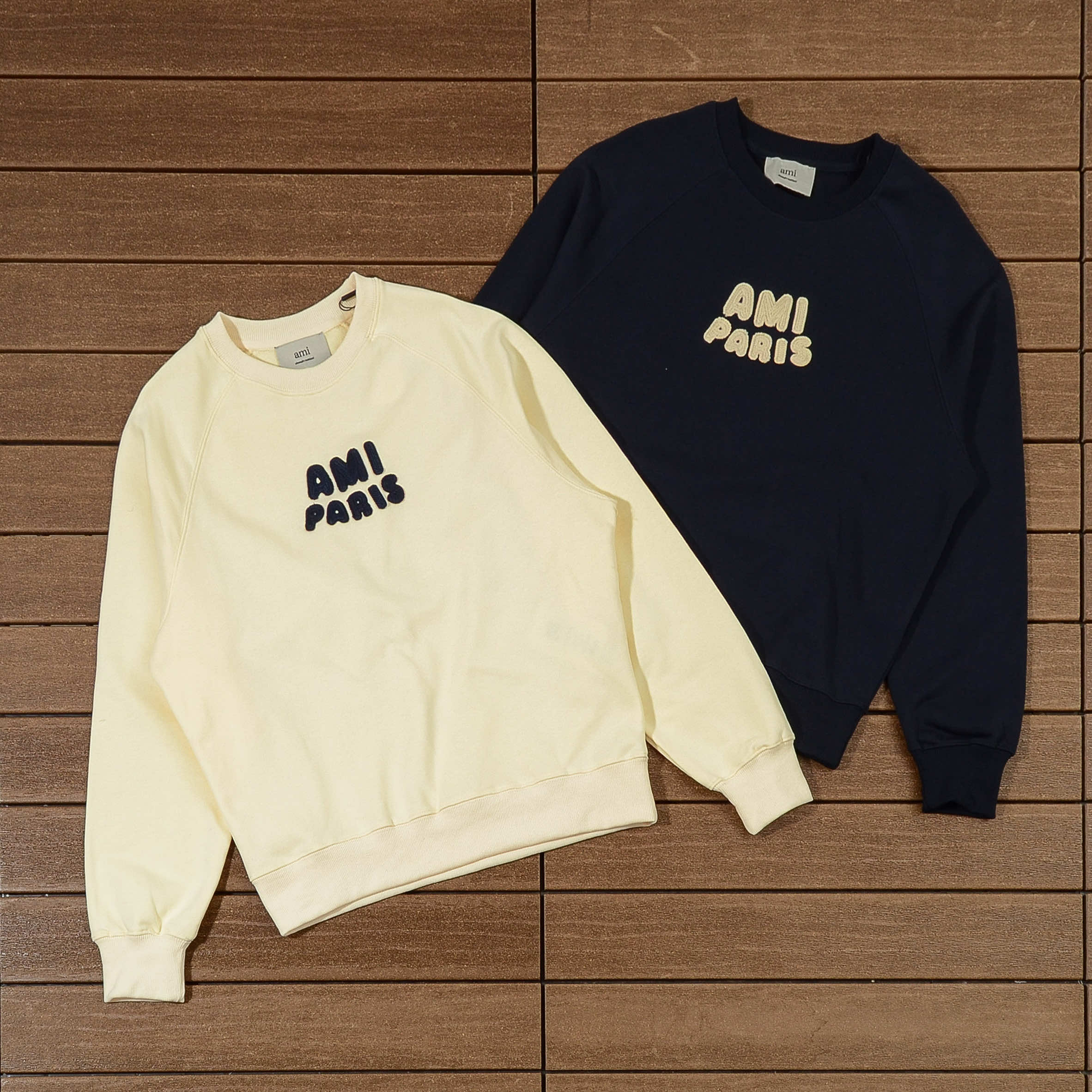 AMI SWEATER