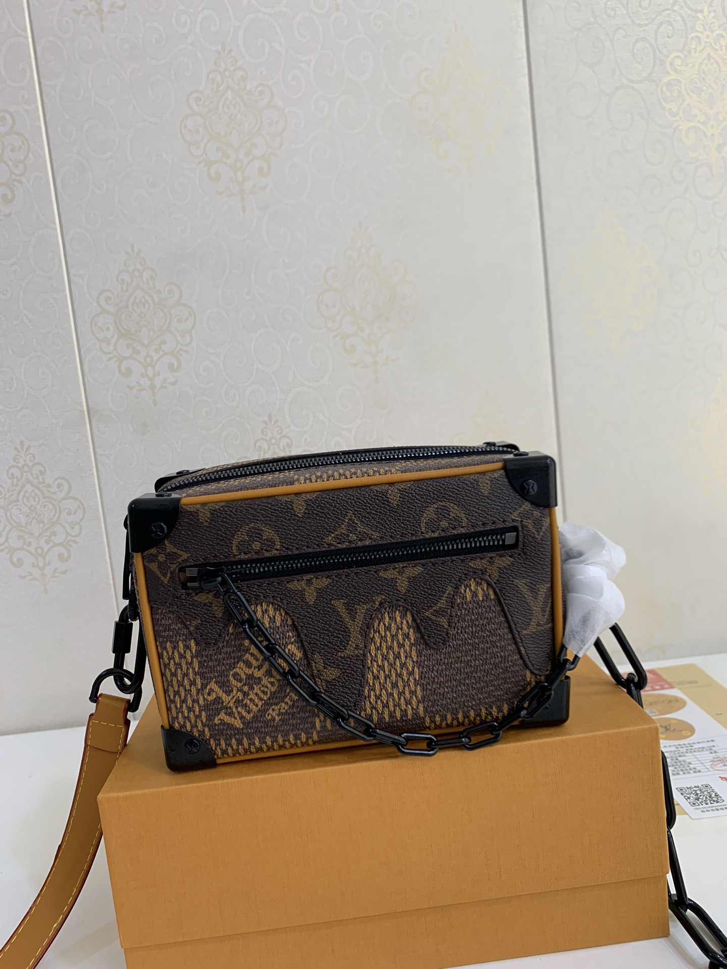 LV BAG