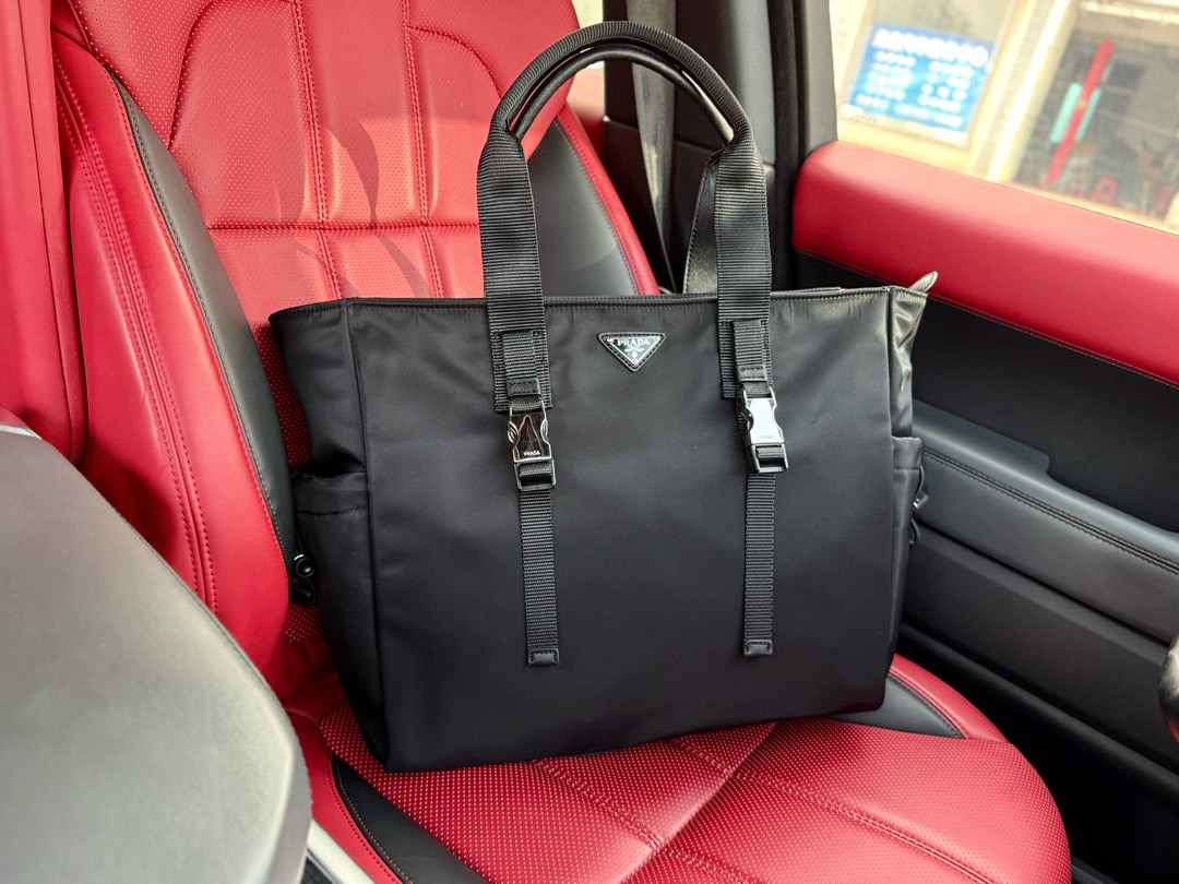 PRADA BAG