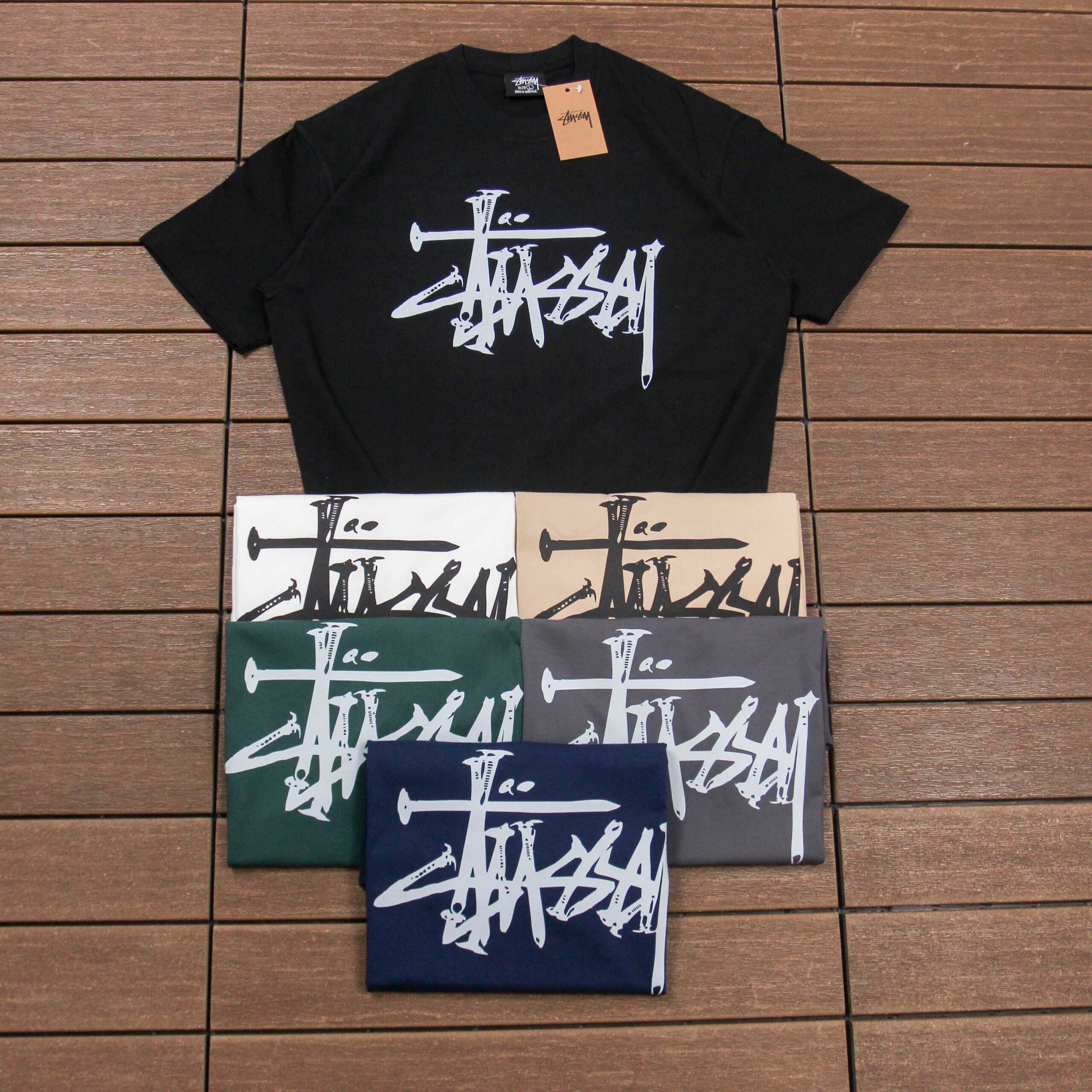 STUSSY T-SHIRT