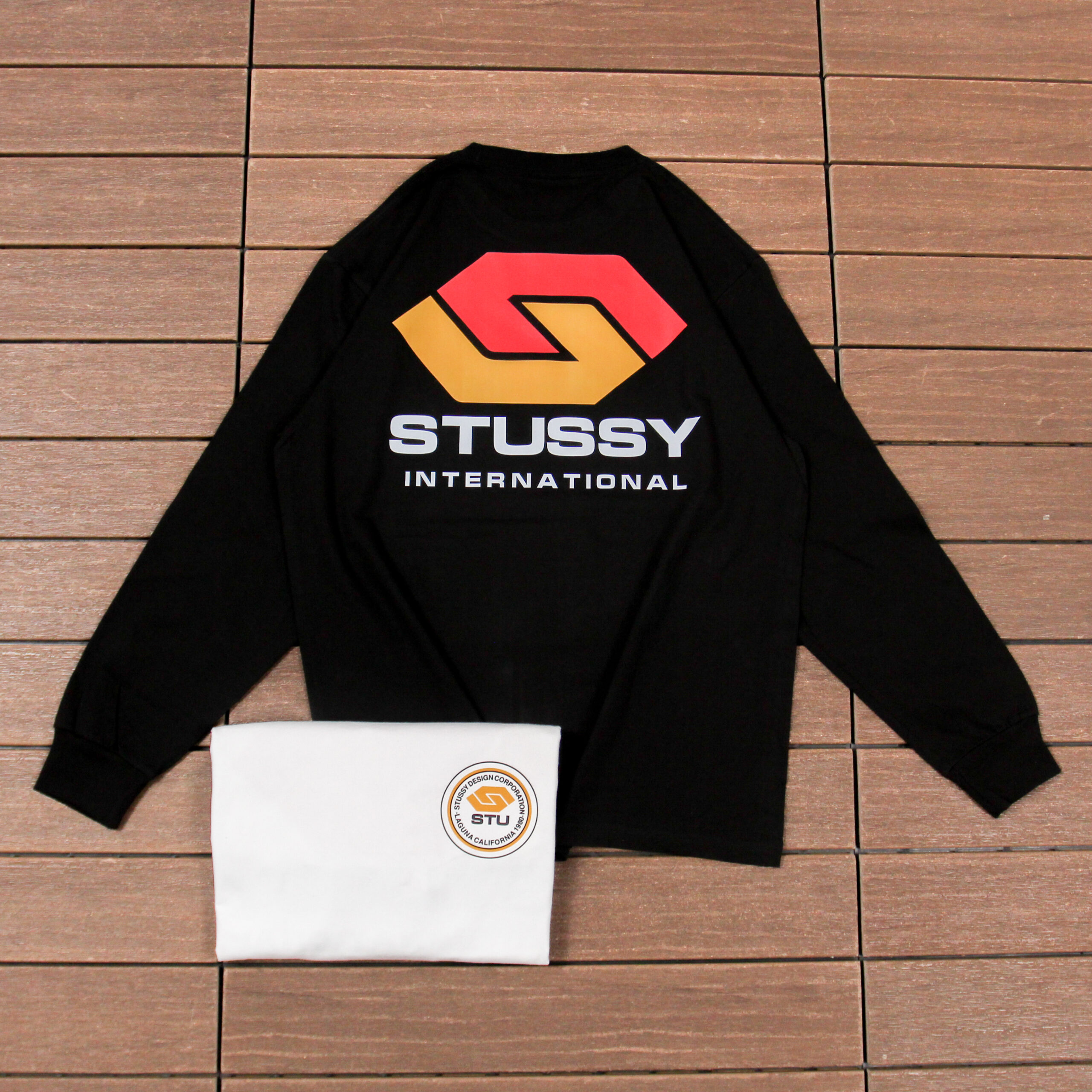 STUSSY T-SHIRT