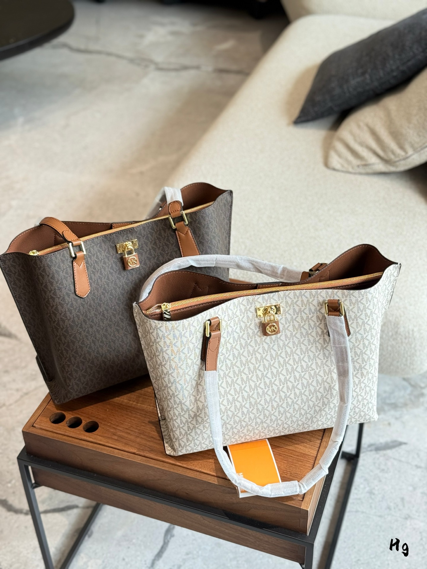 MK BAG
