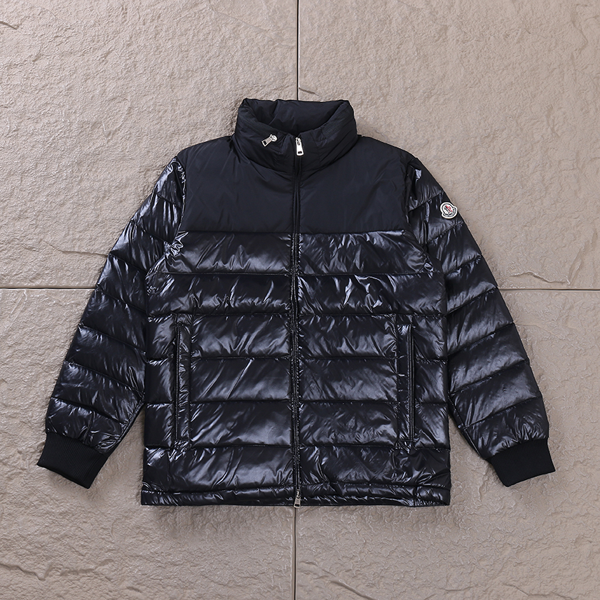 MONCLER DOWN JACKET