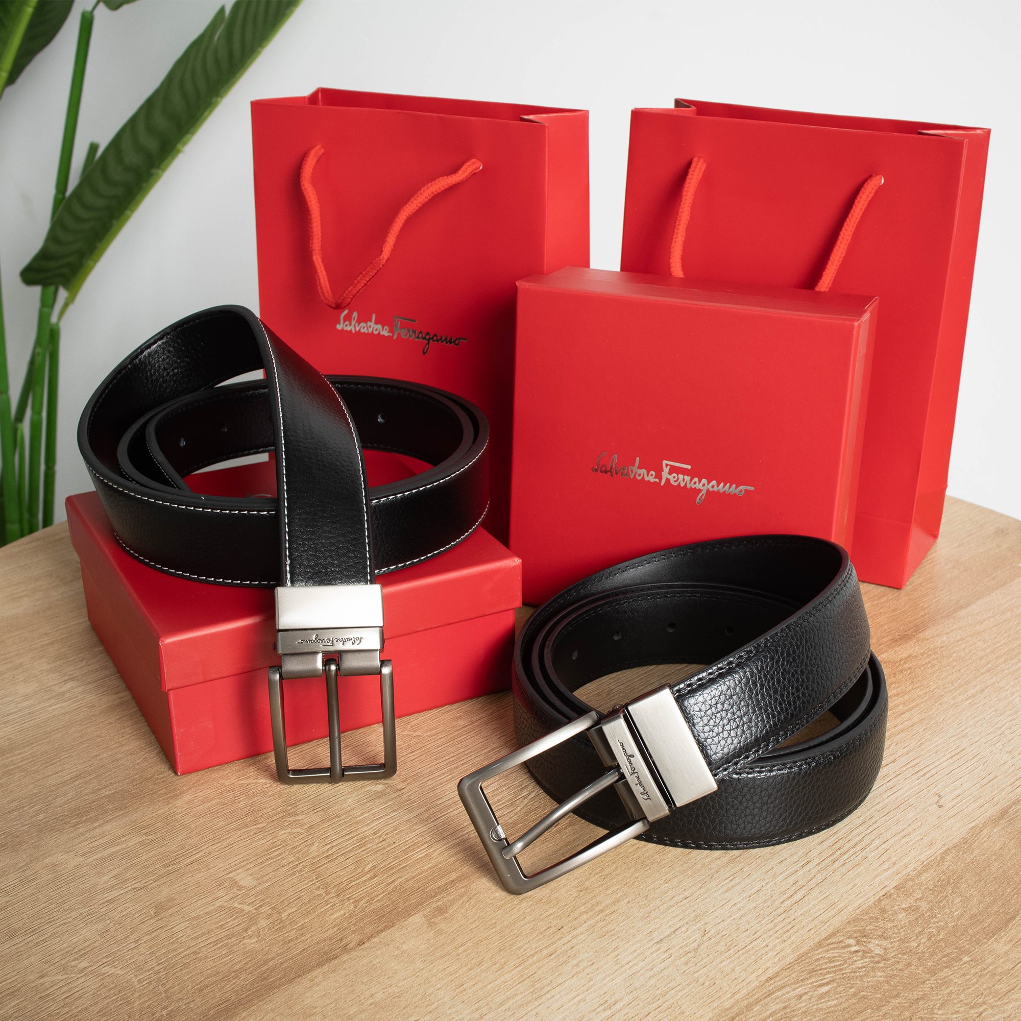 FERRAGAMO LETHER BELF