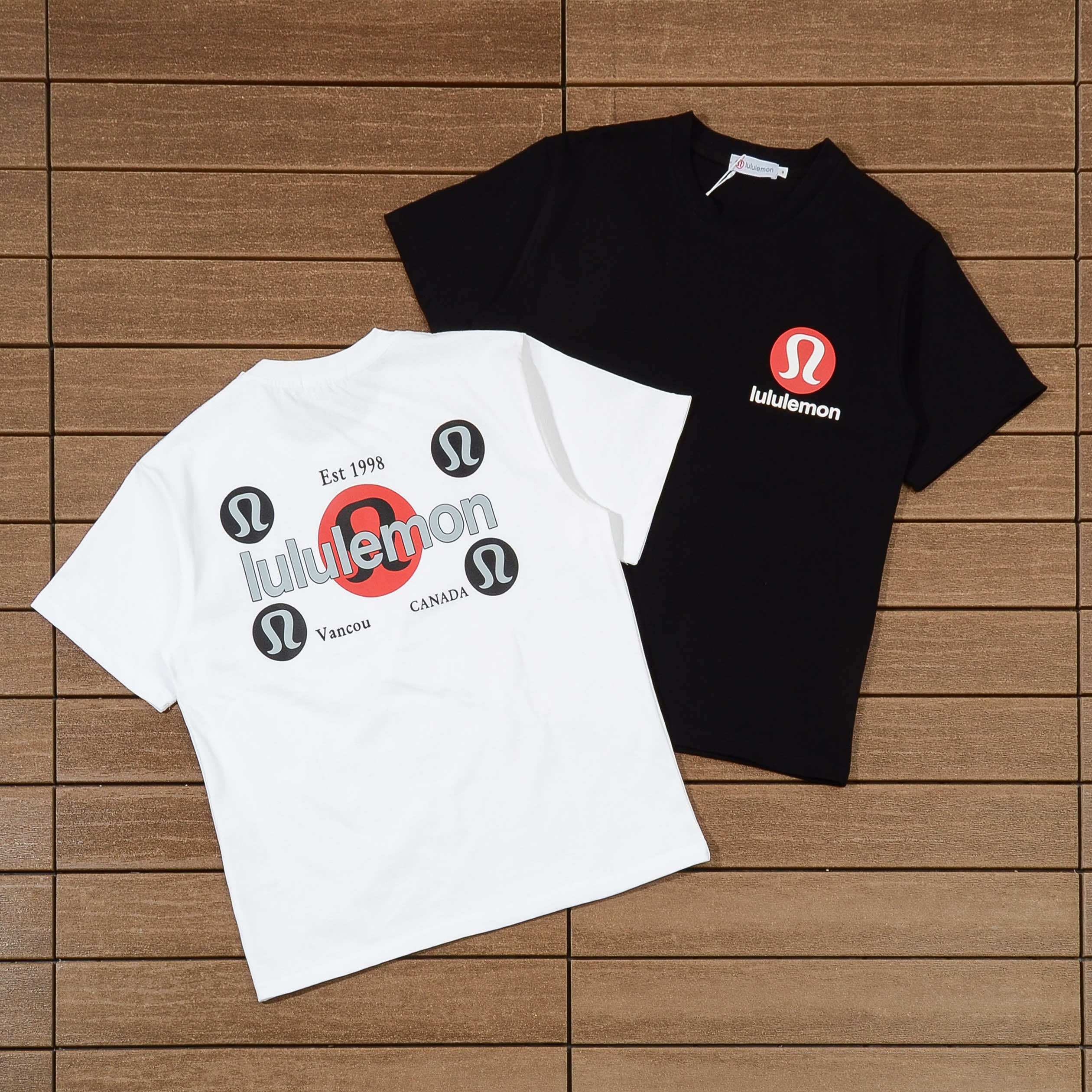 LULU LEMON T-SHIRT
