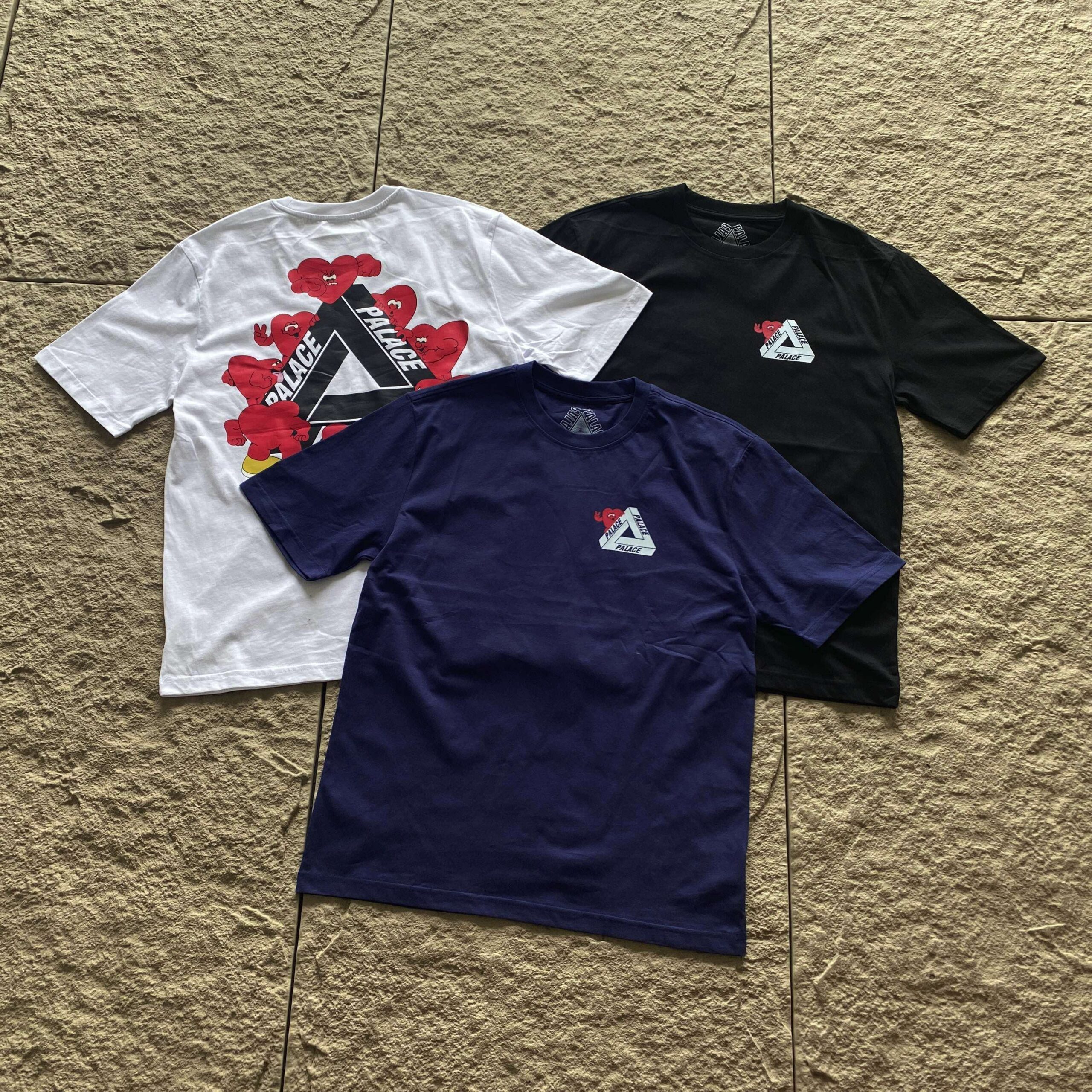 PALACE T-SHIRT