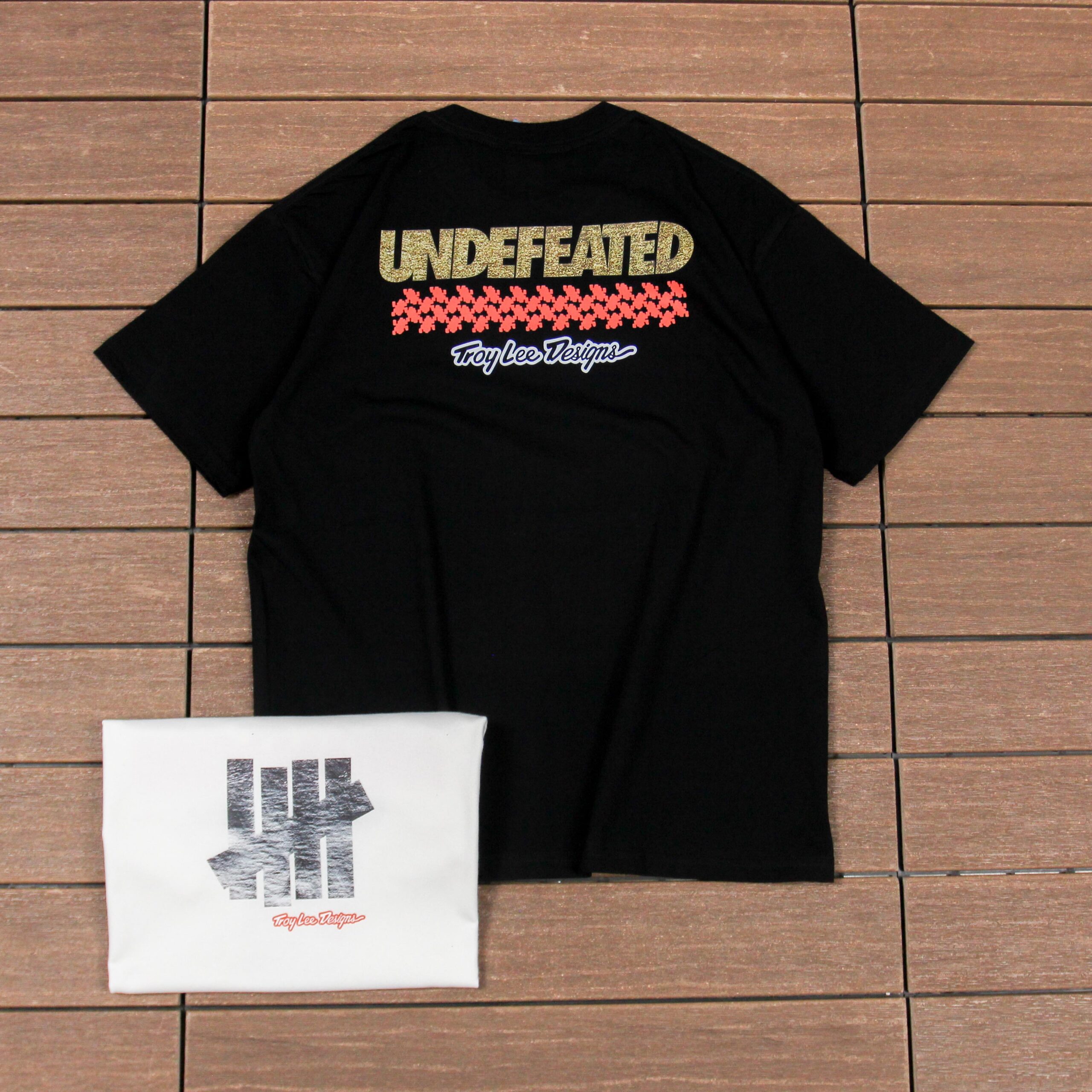 UNDEFEATED T-SHIRT