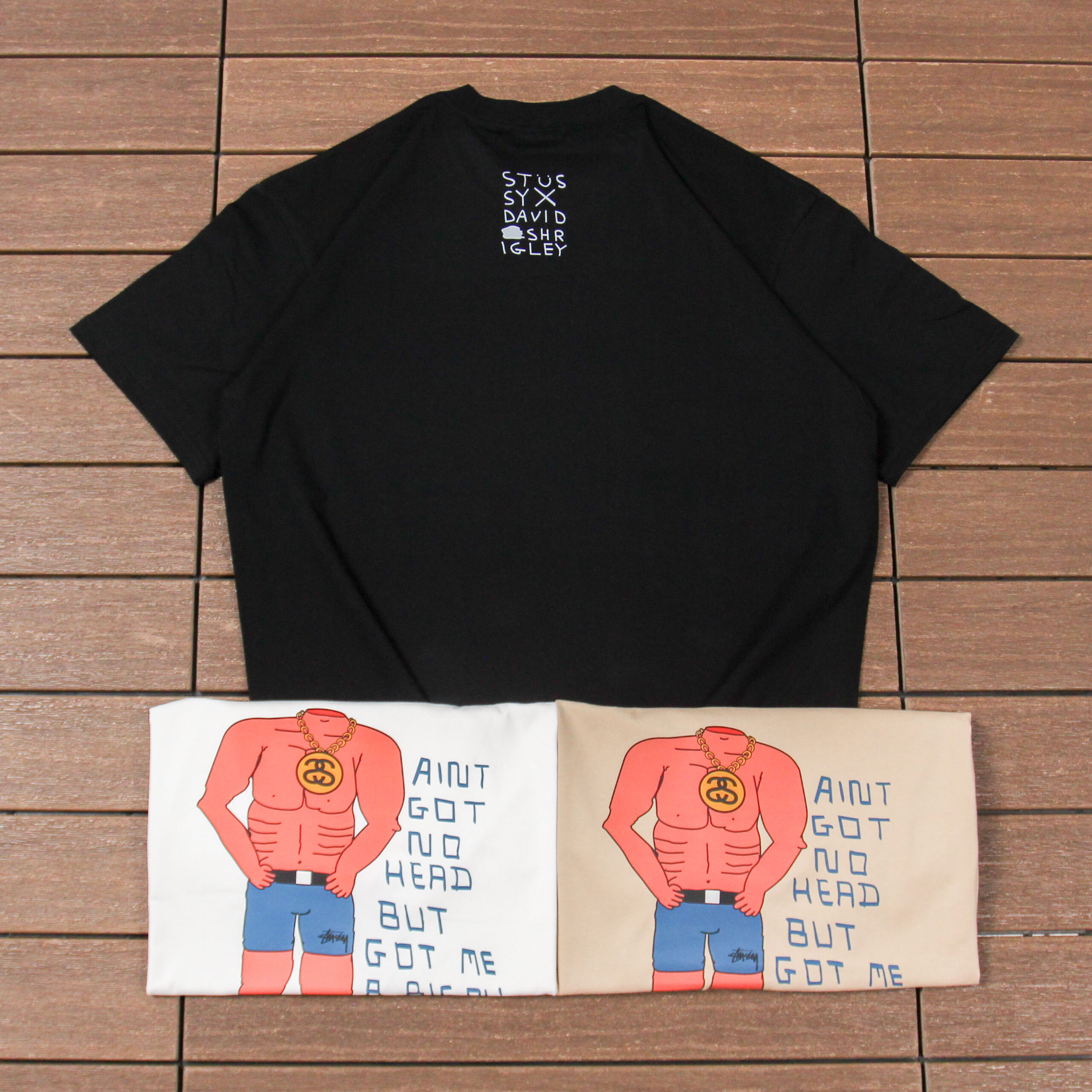 STUSSY T-SHIRT