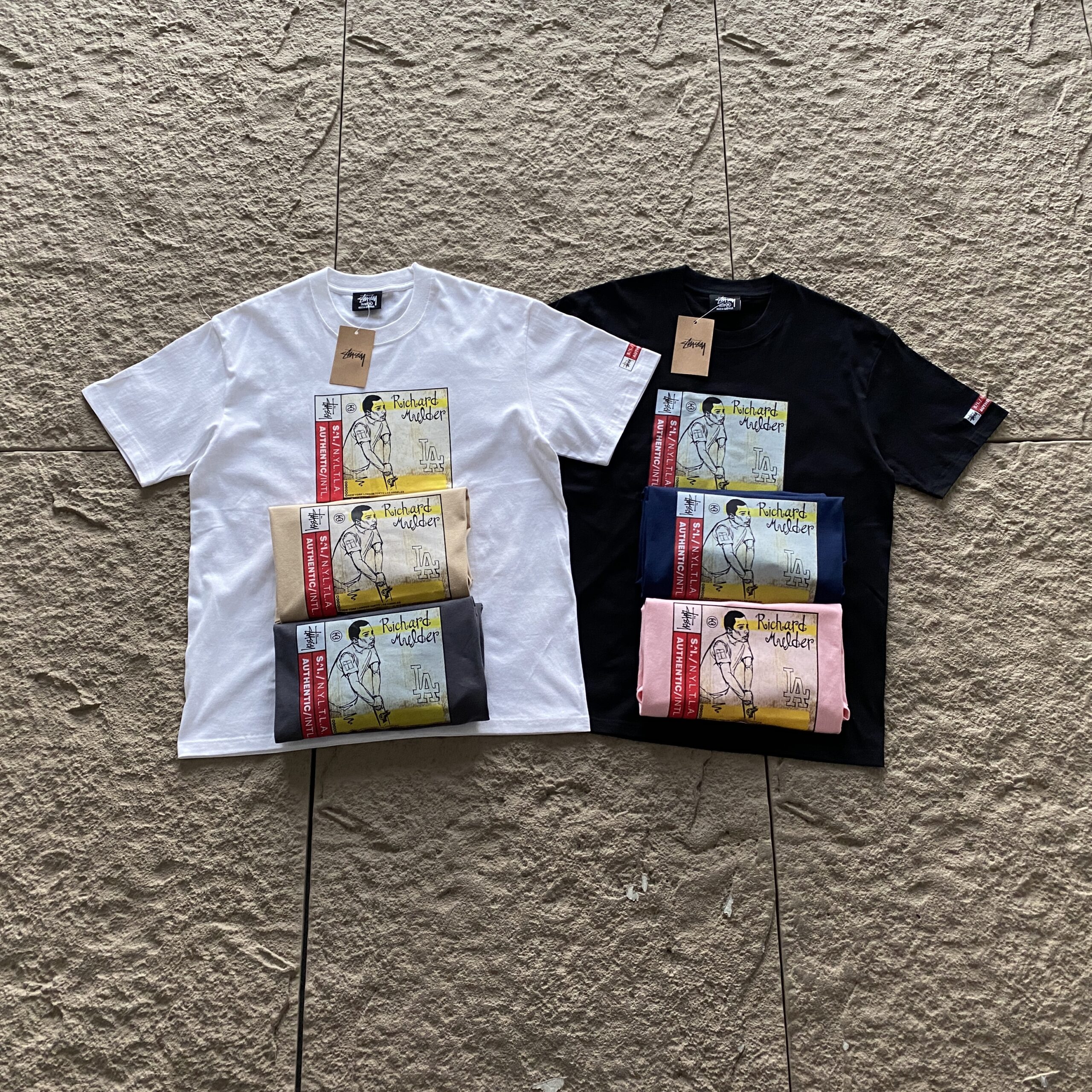 STUSSY T-SHIRT