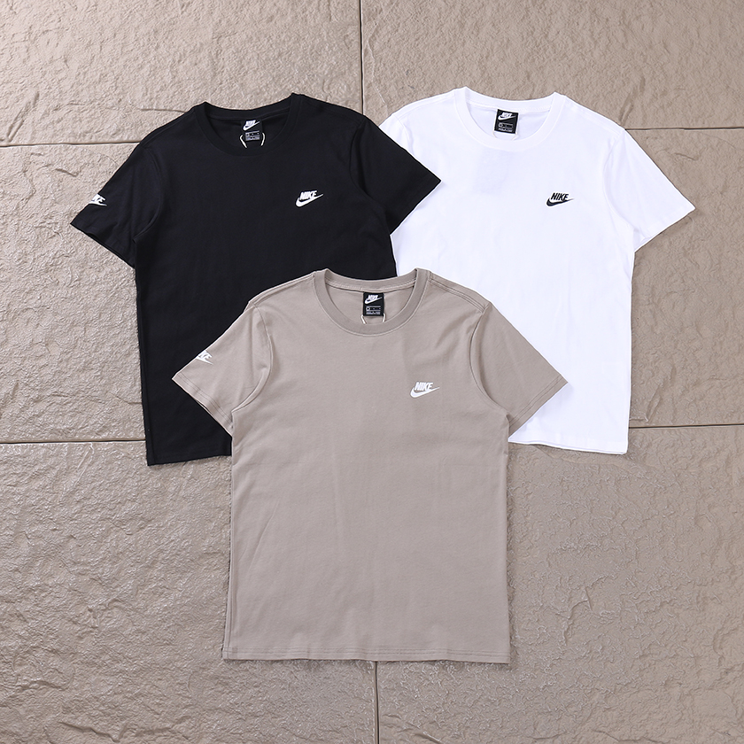 NIKE T-SHIRT