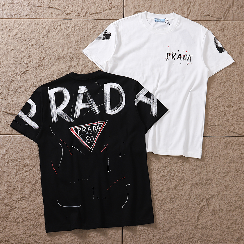 PRADA T-SHIRT