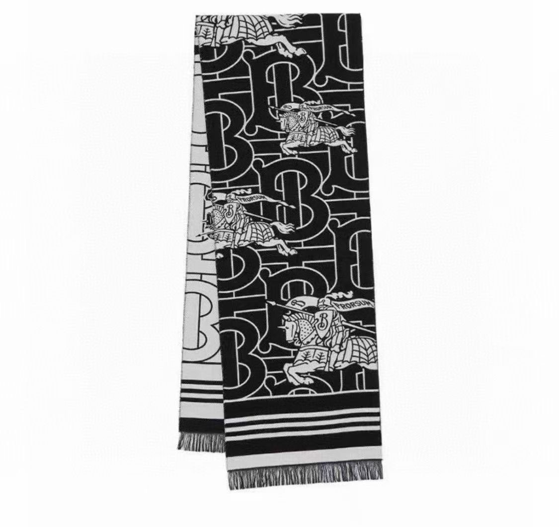 BURBERRY SCARF