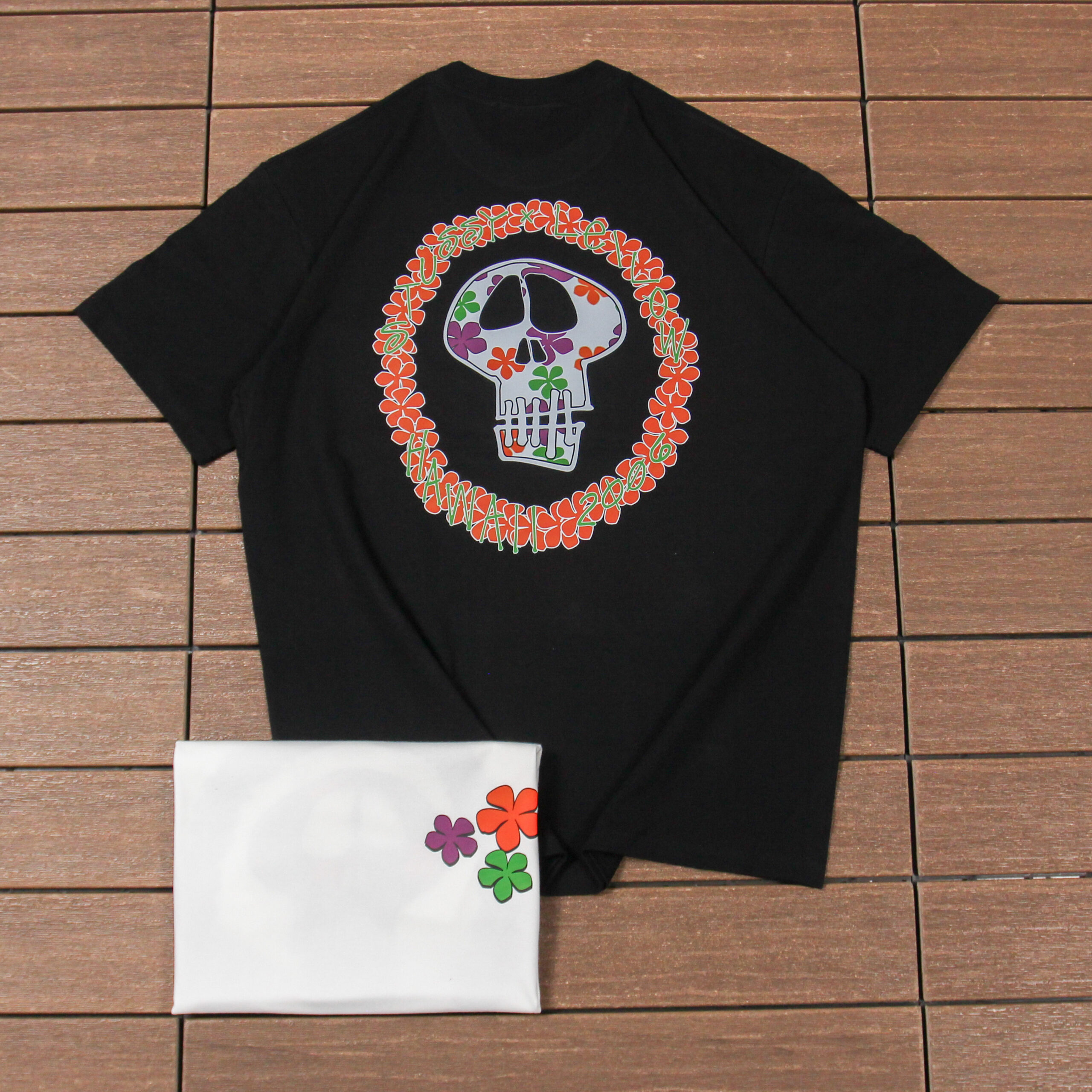STUSSY T-SHIRT