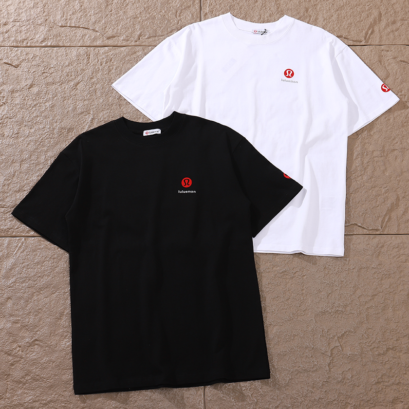 LULULEMON T-SHIRT