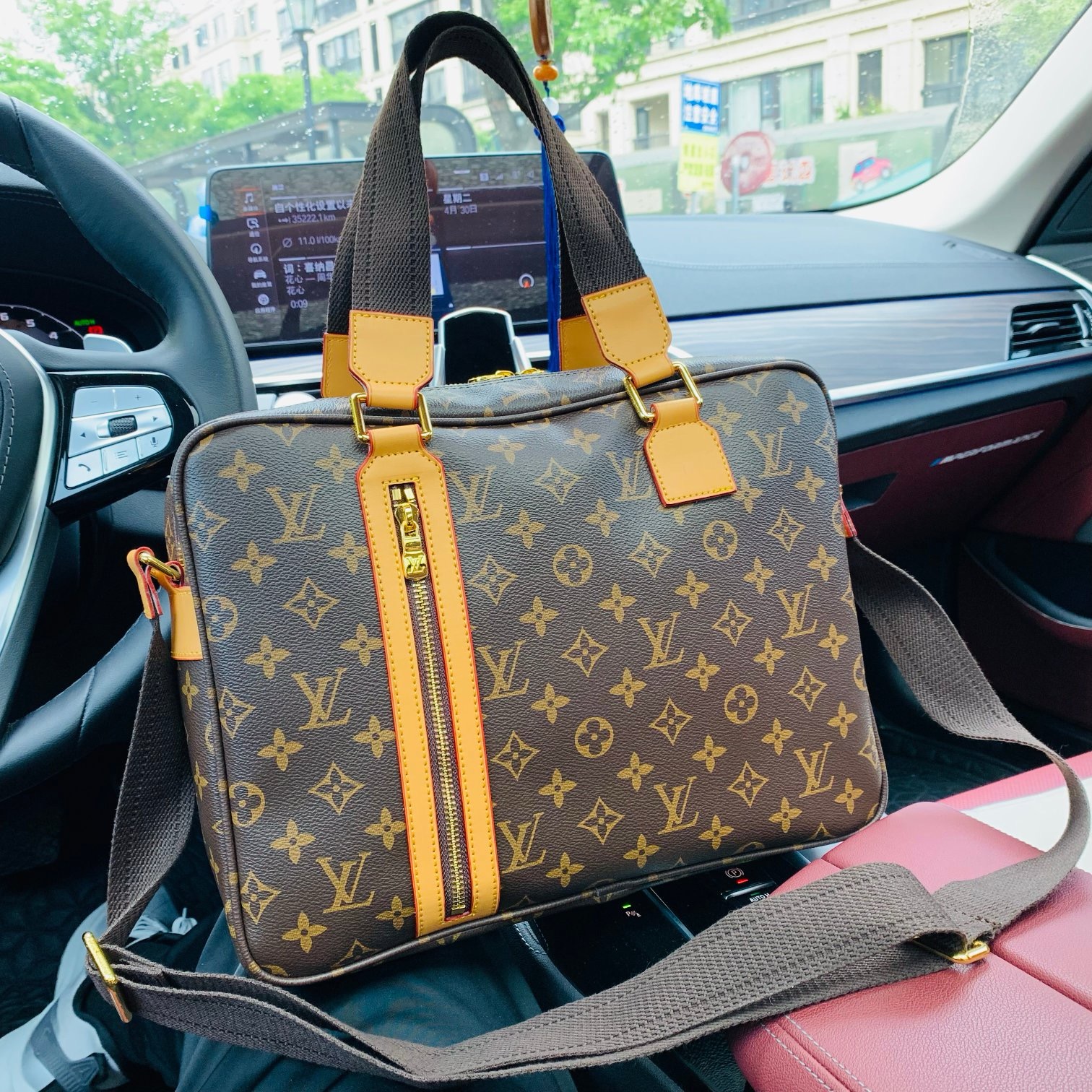 LV BAG