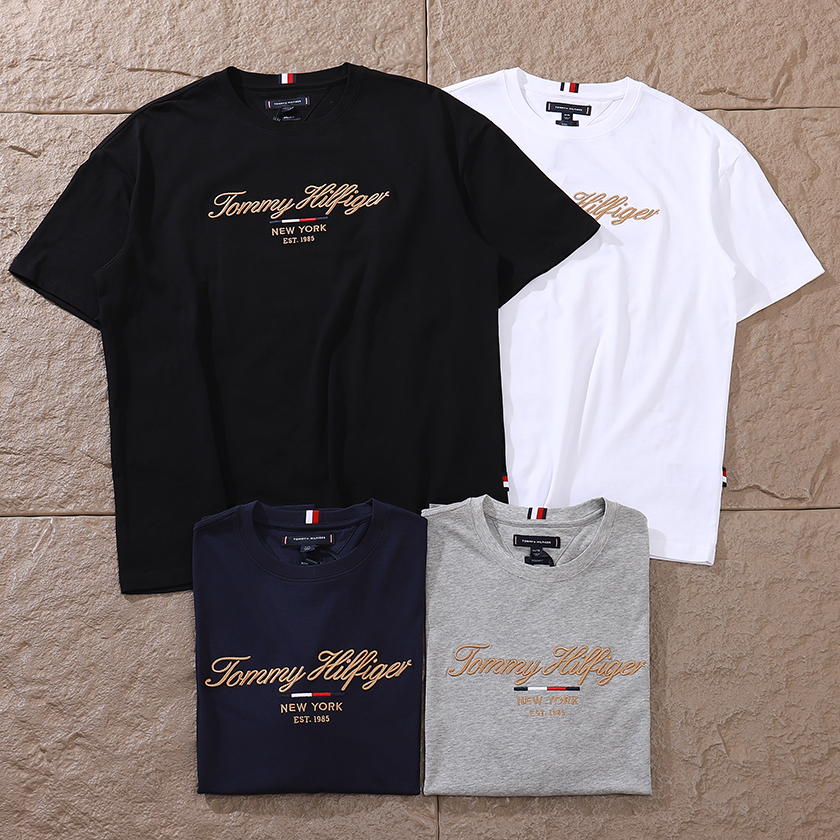TOMMY HILFIGER T-SHIRT