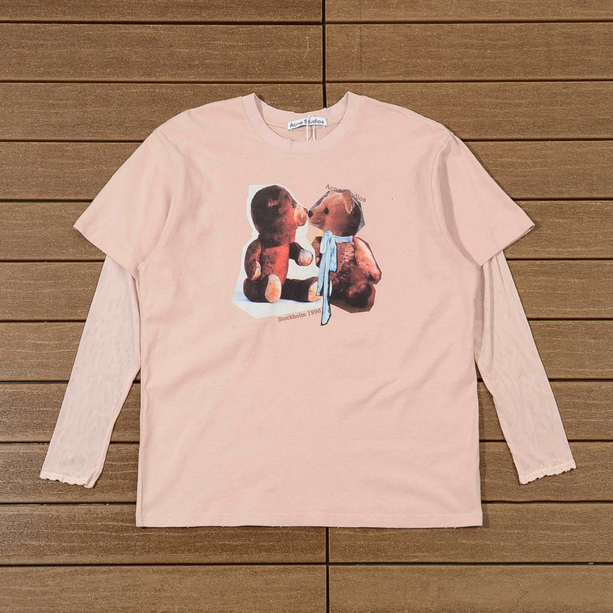 ACNE футболка
