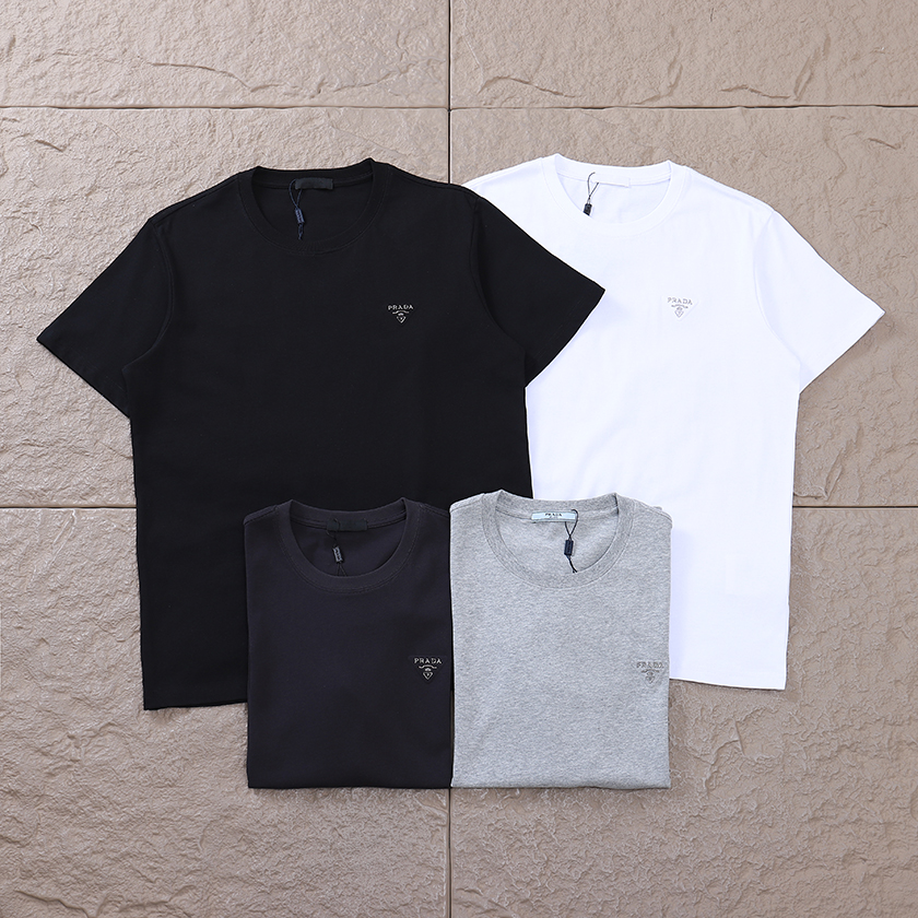 PRADA T-SHIRT