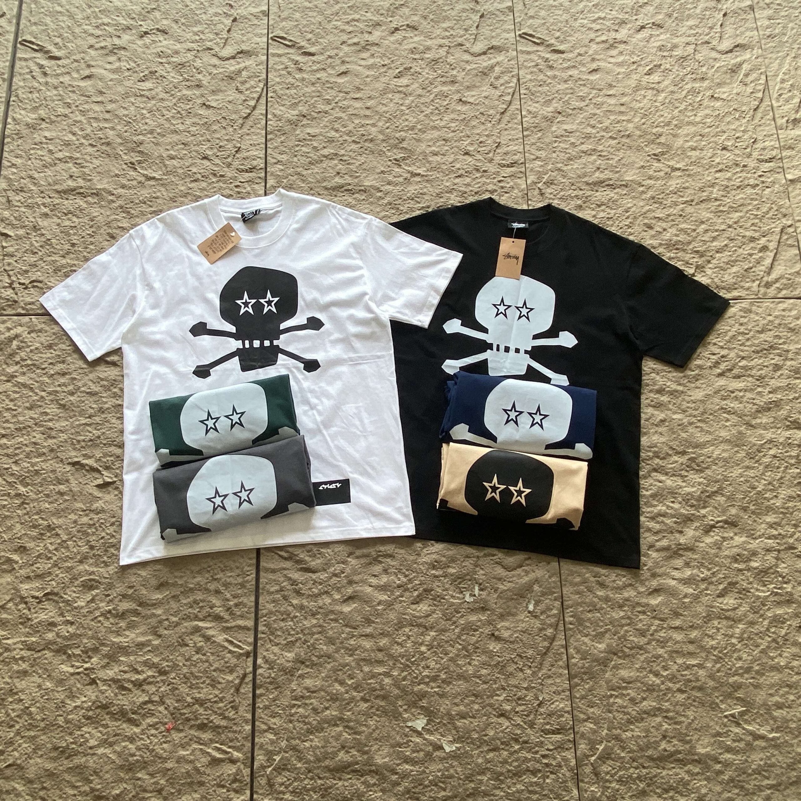 STUSSY T-SHIRT