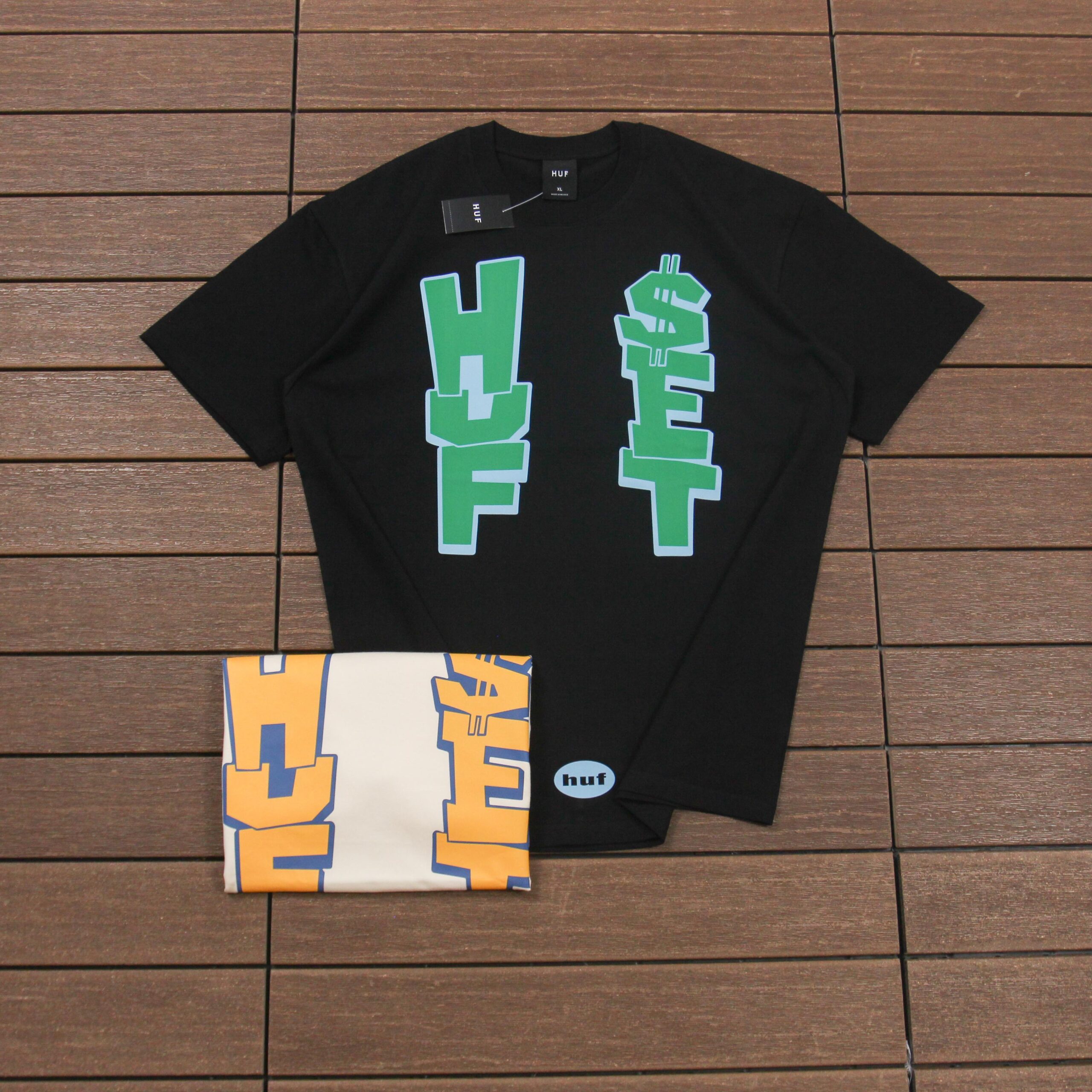 HUF T-SHIRT